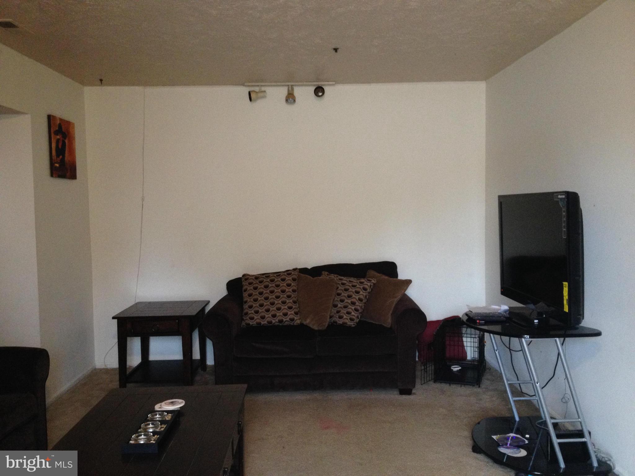 WESTBURY - Residential