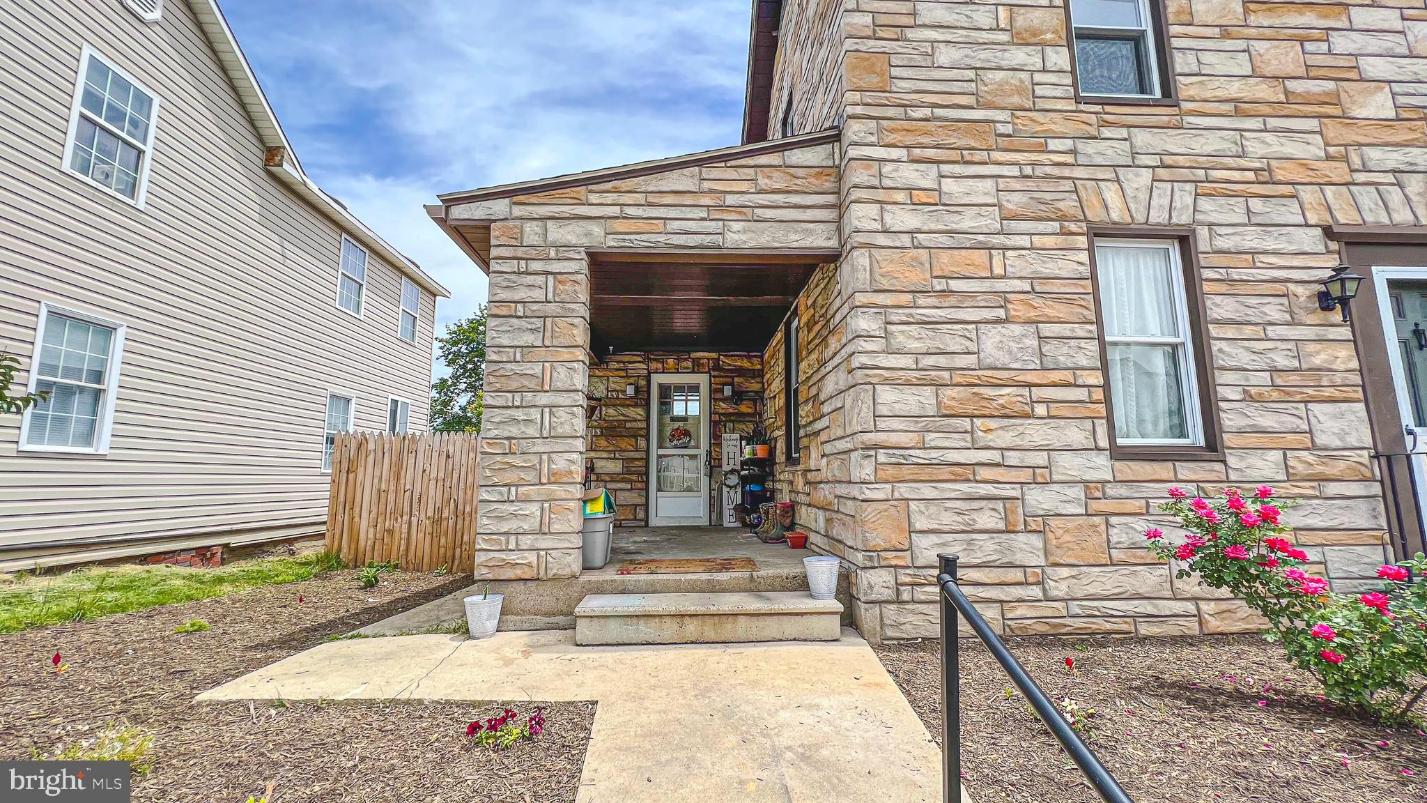 SOUTH END - Residential