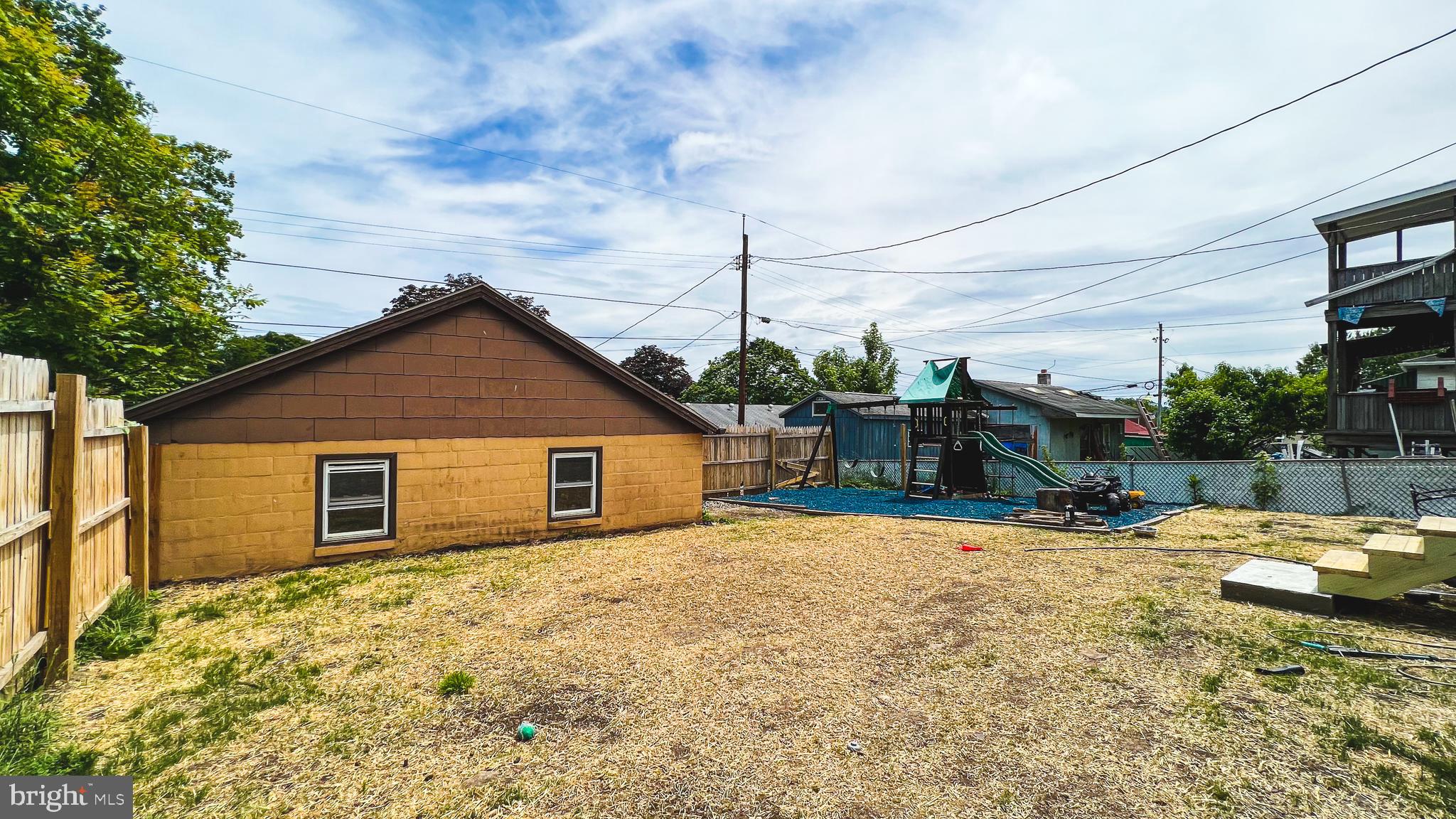 SOUTH END - Residential