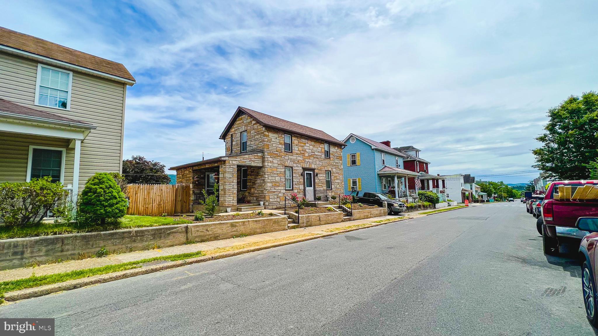 SOUTH END - Residential