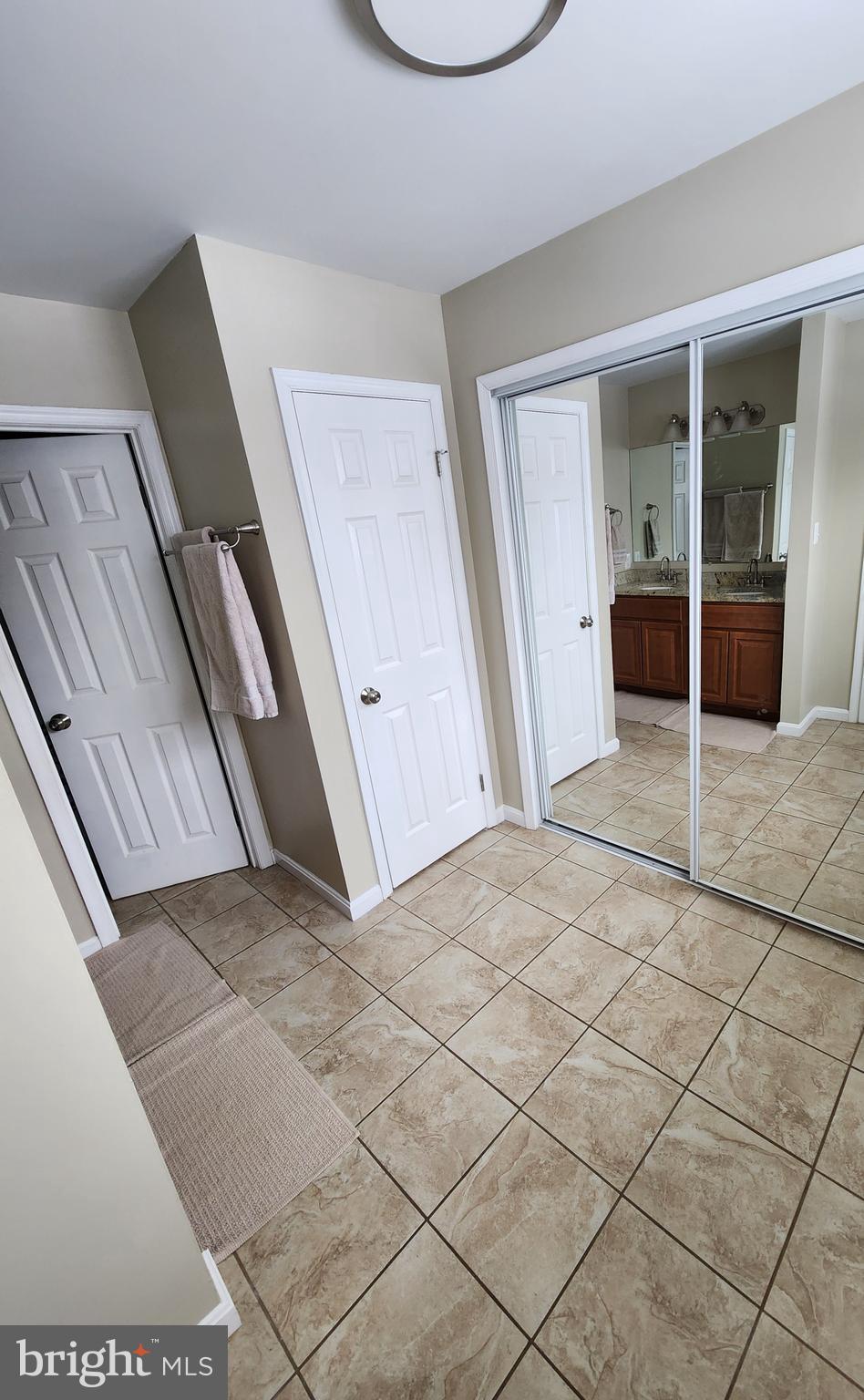 5115 BLACKSMITH COURT