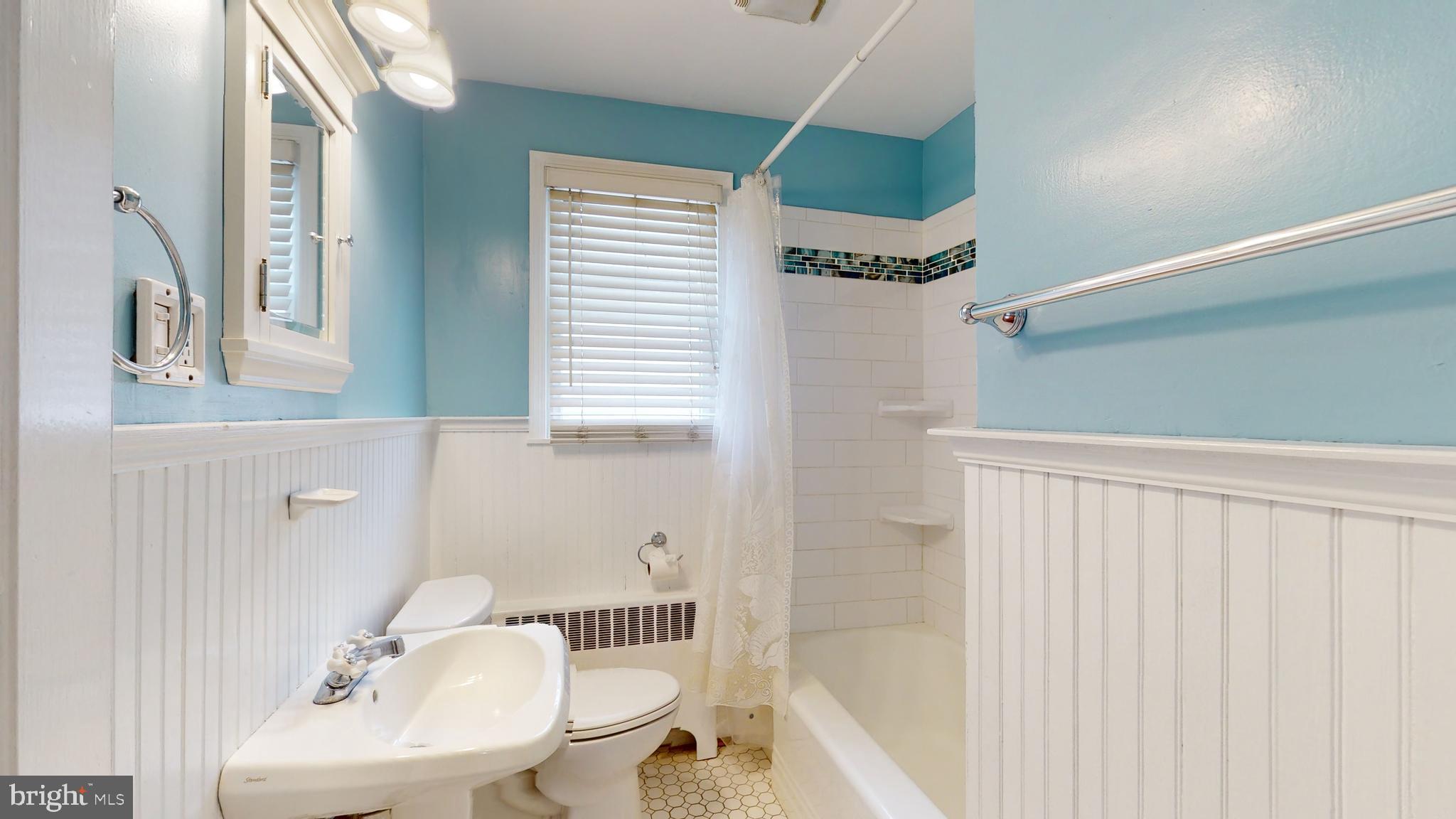 PARKVILLE HEIGHTS - Residential Lease