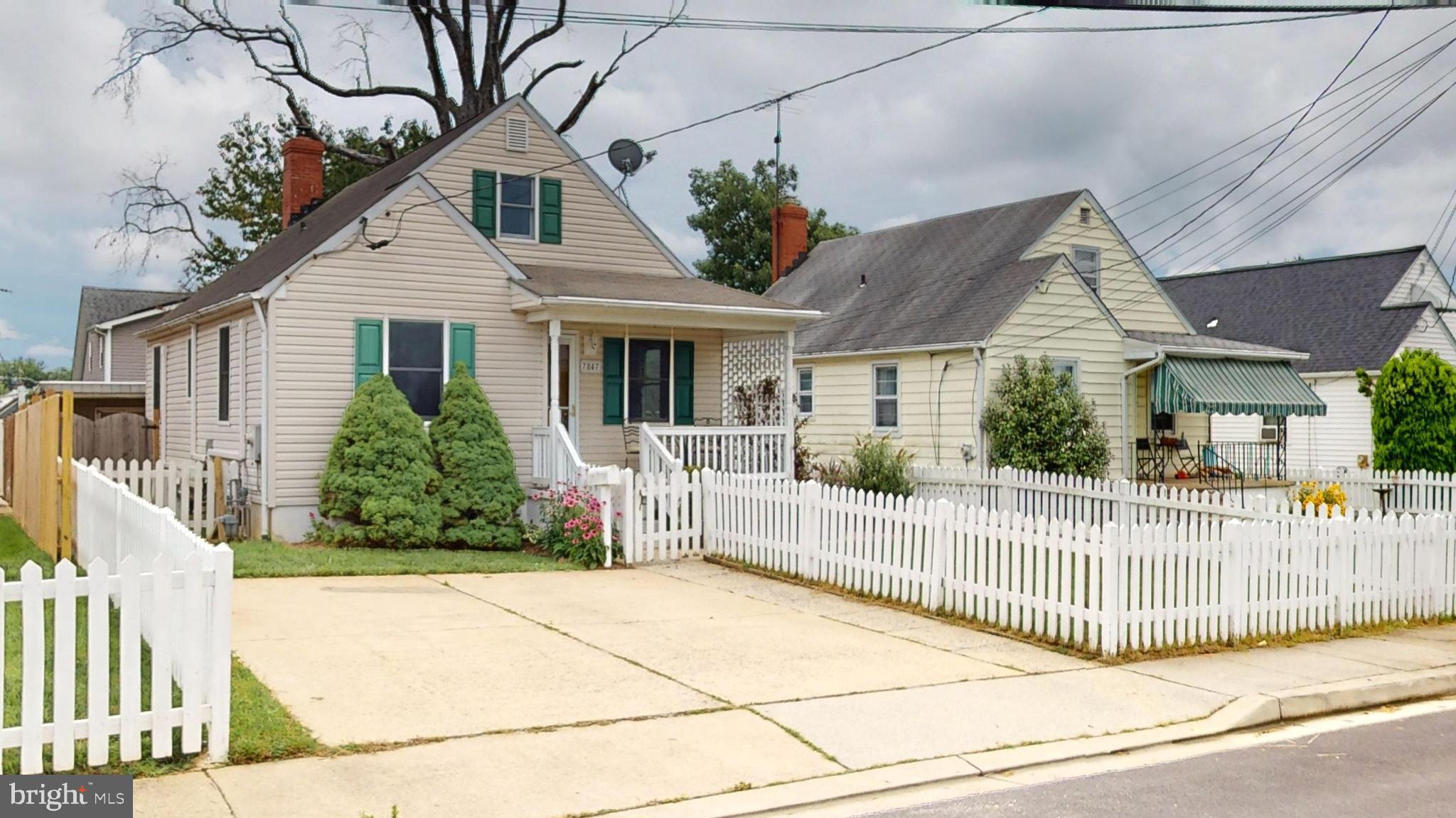 PARKVILLE HEIGHTS - Residential Lease