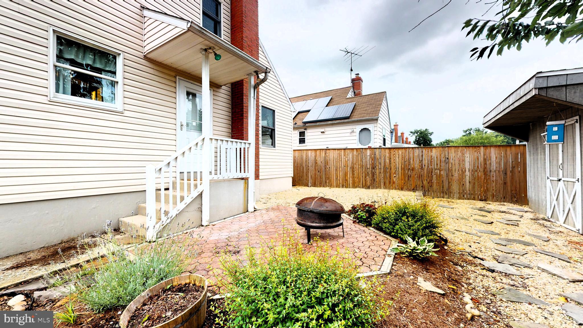 PARKVILLE HEIGHTS - Residential Lease