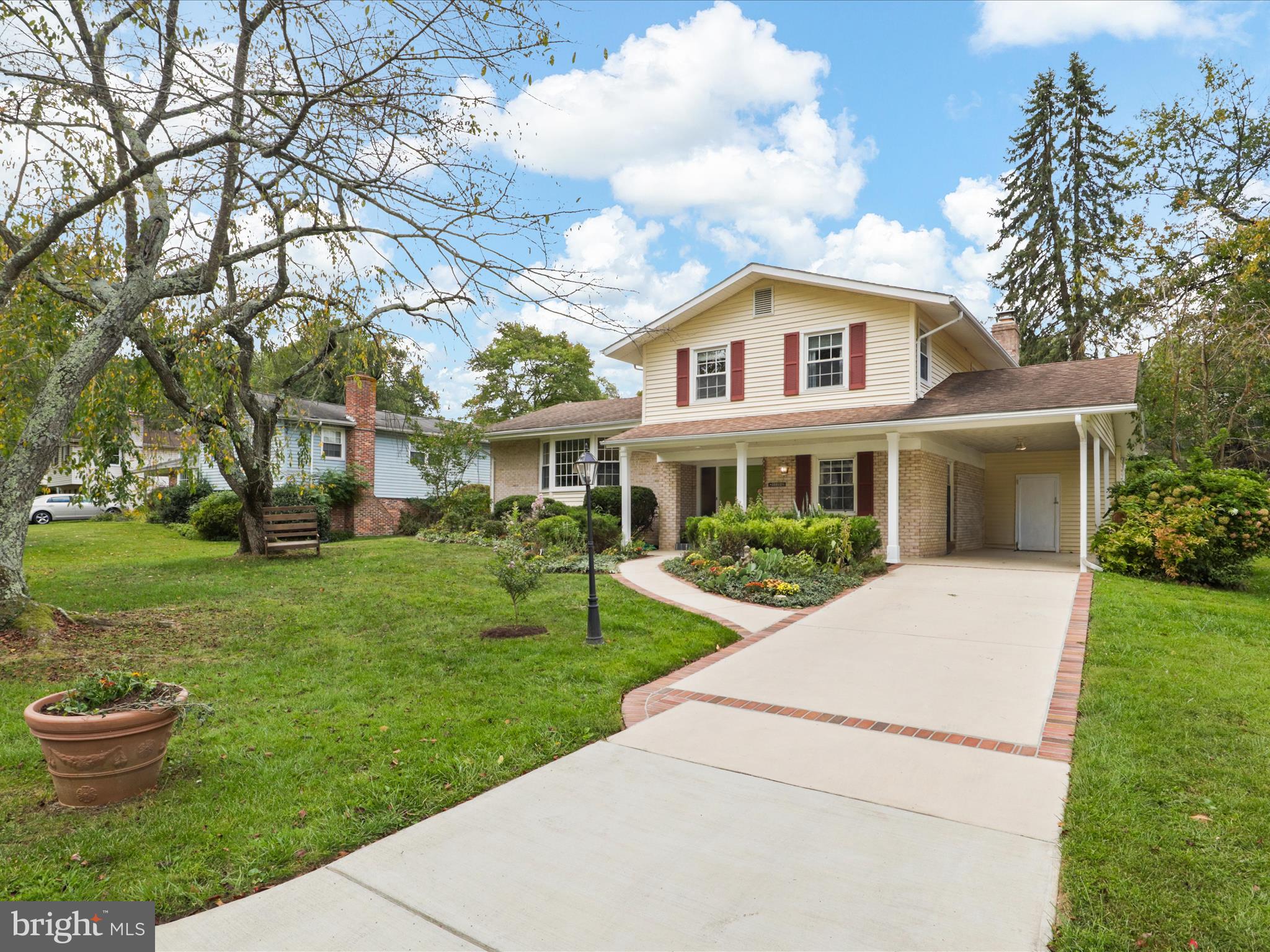 LAYHILL SOUTH - Residential