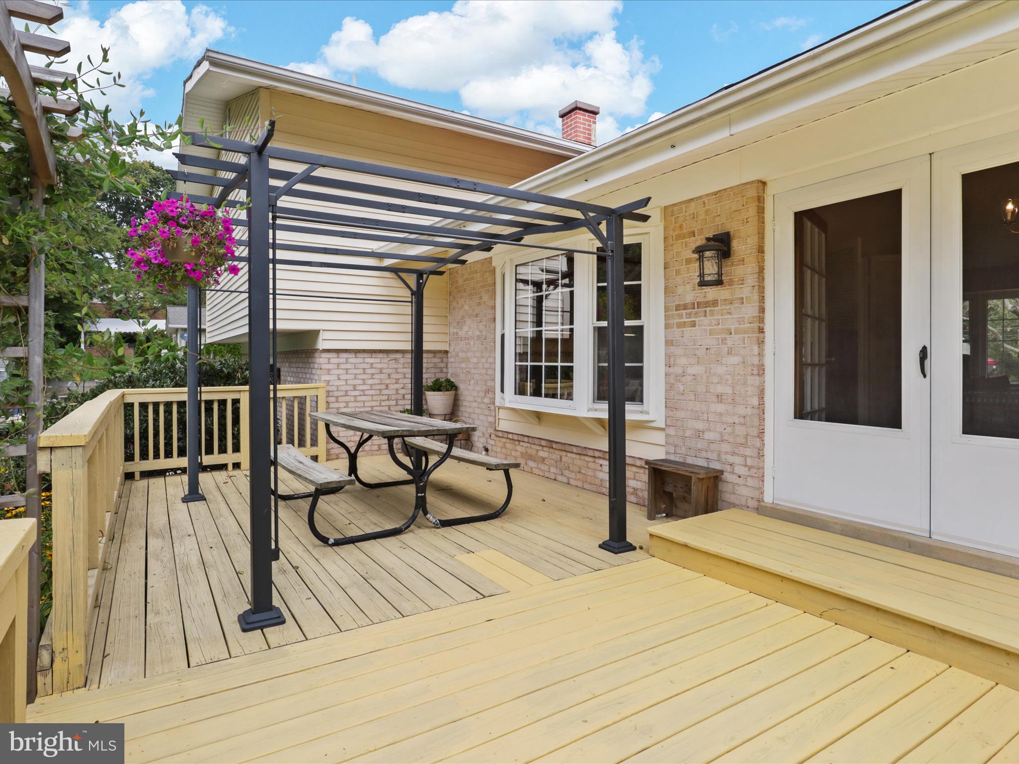 LAYHILL SOUTH - Residential