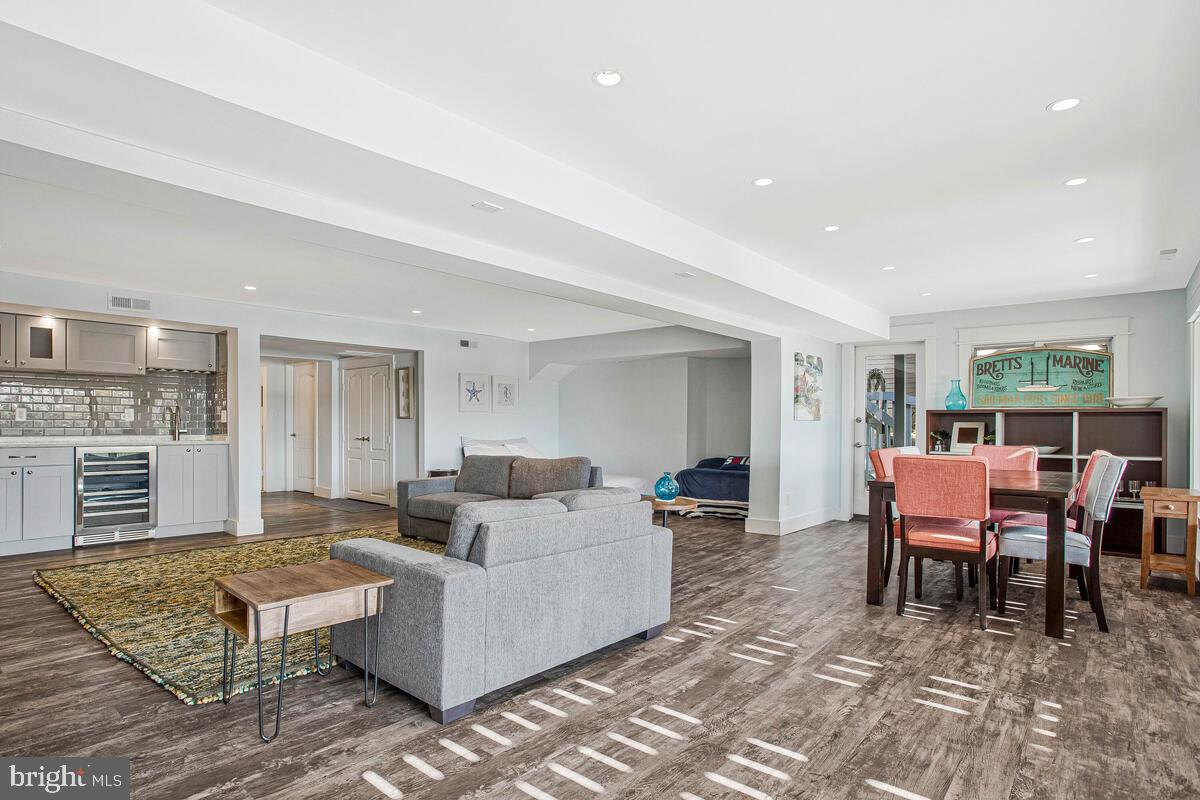 CAPE ST JOHN - Residential Lease