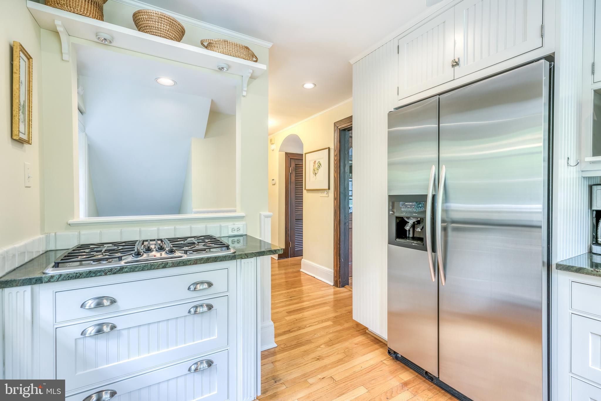 ROLAND PARK - Residential