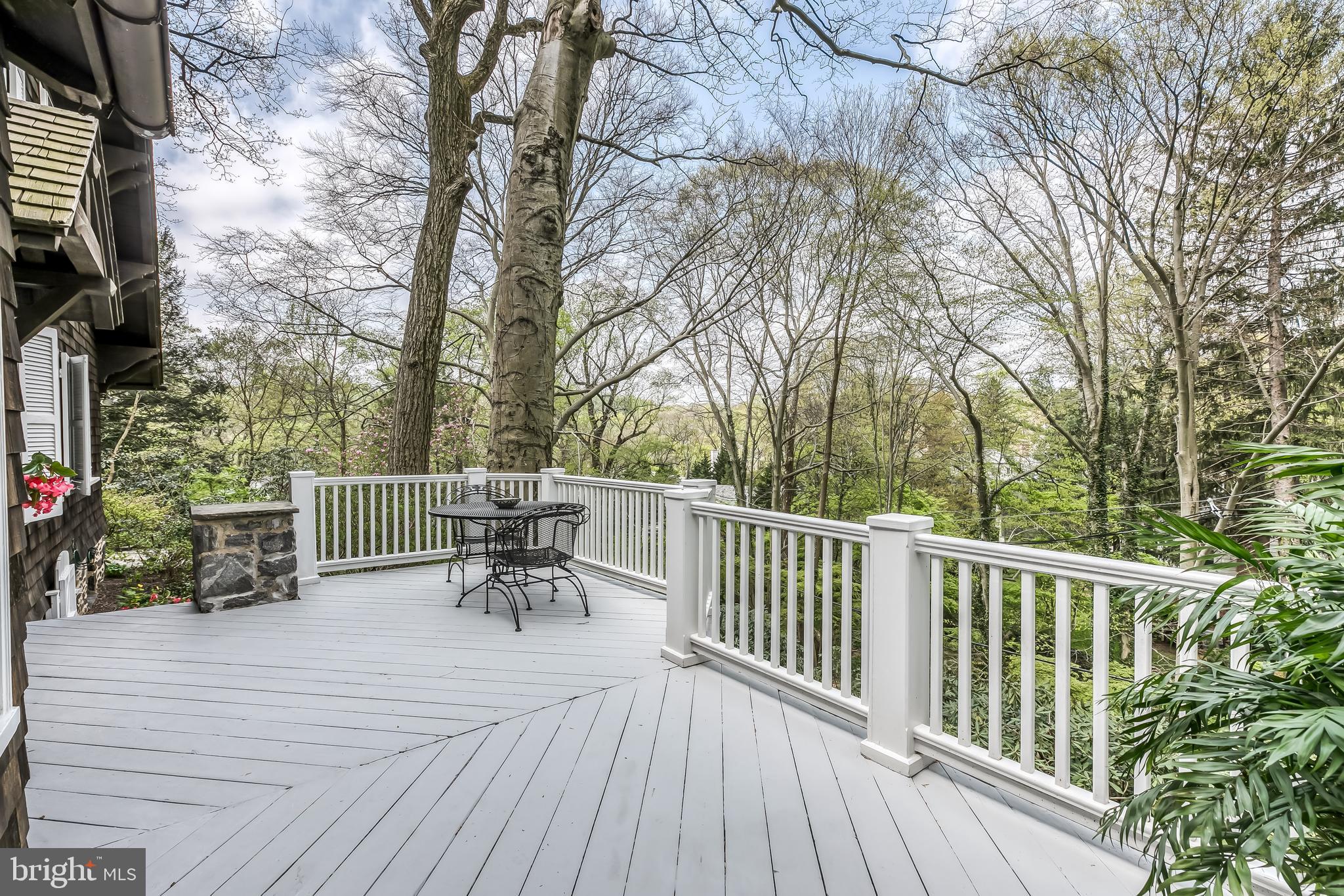 ROLAND PARK - Residential