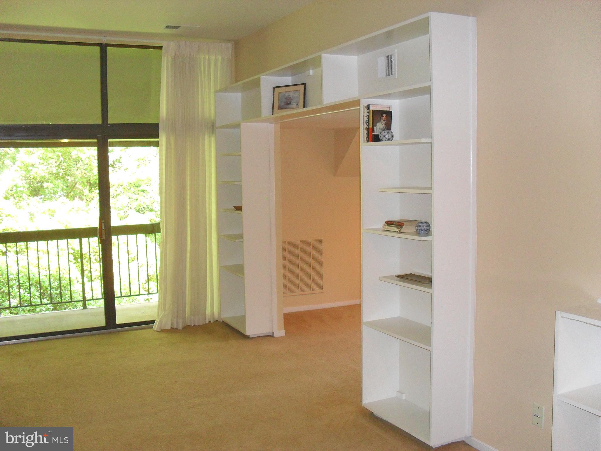 1659 PARKCREST CIRCLE C