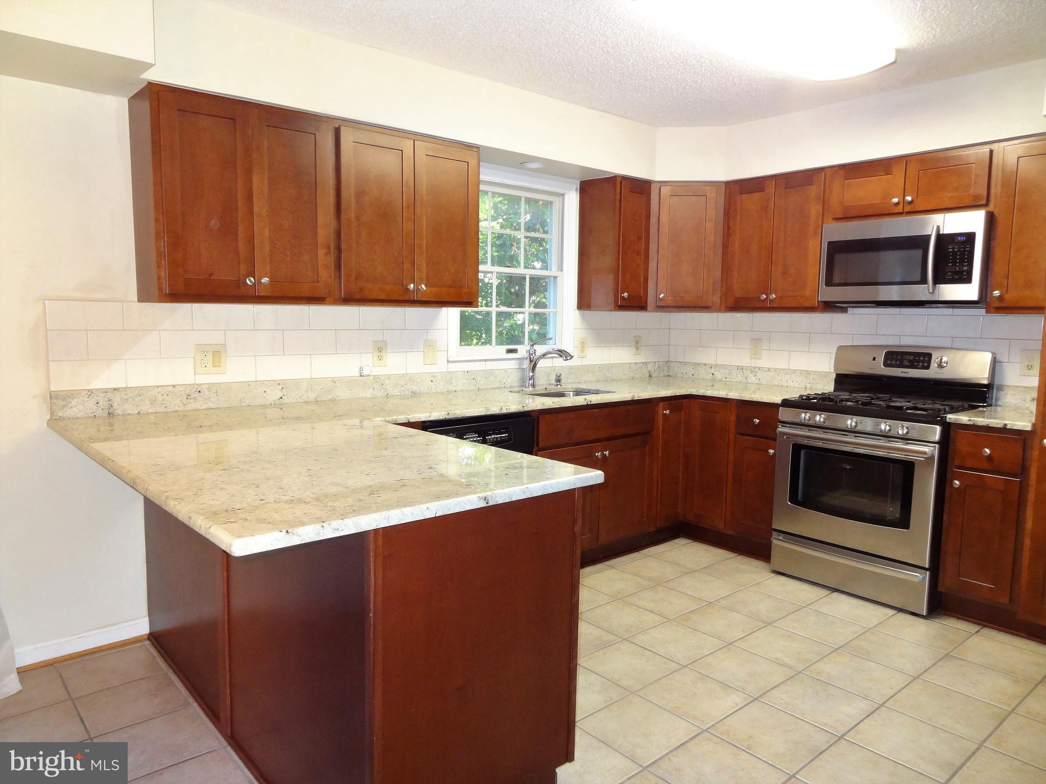 SEQUOIA FARMS - Residential