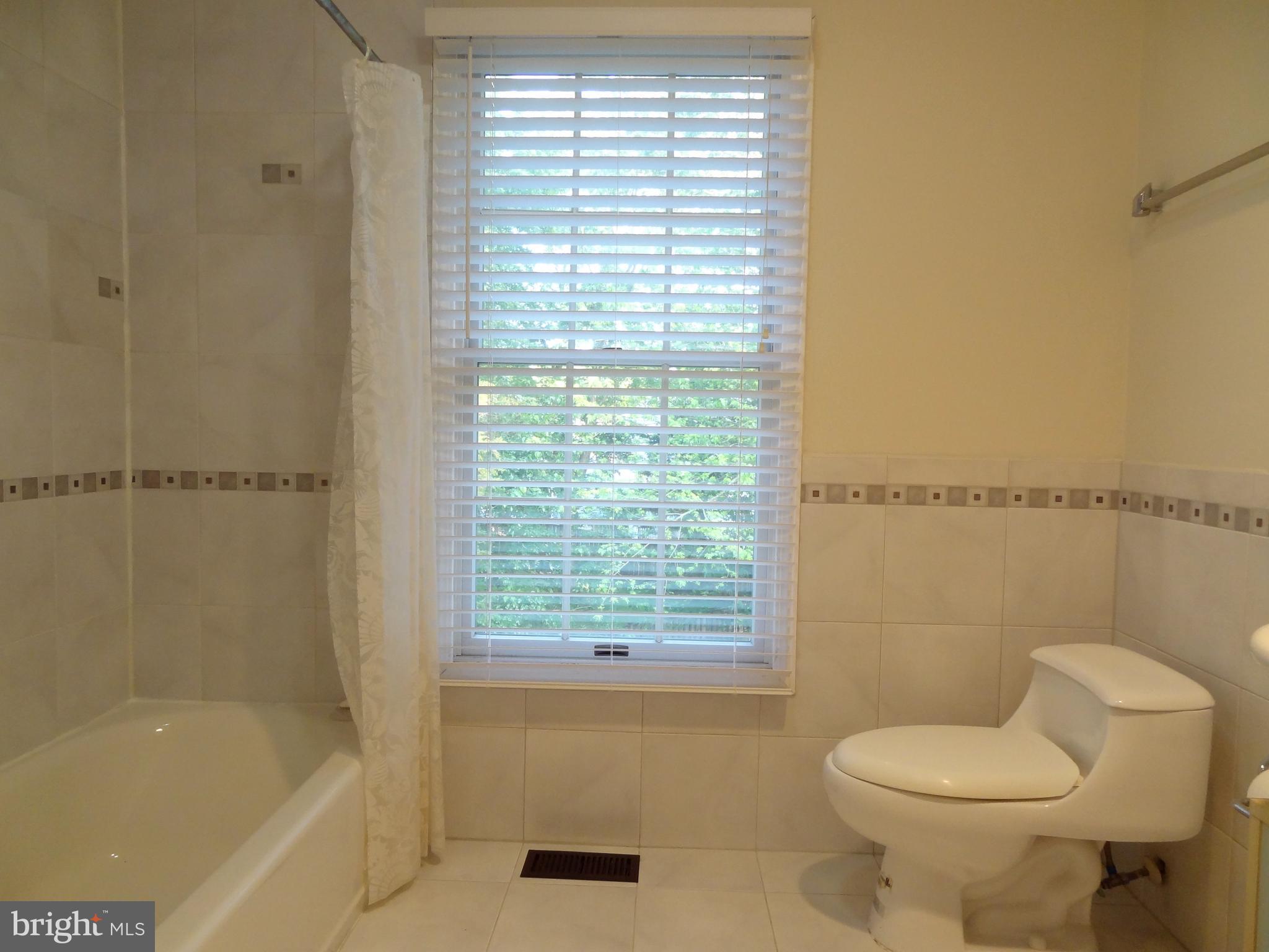 SEQUOIA FARMS - Residential