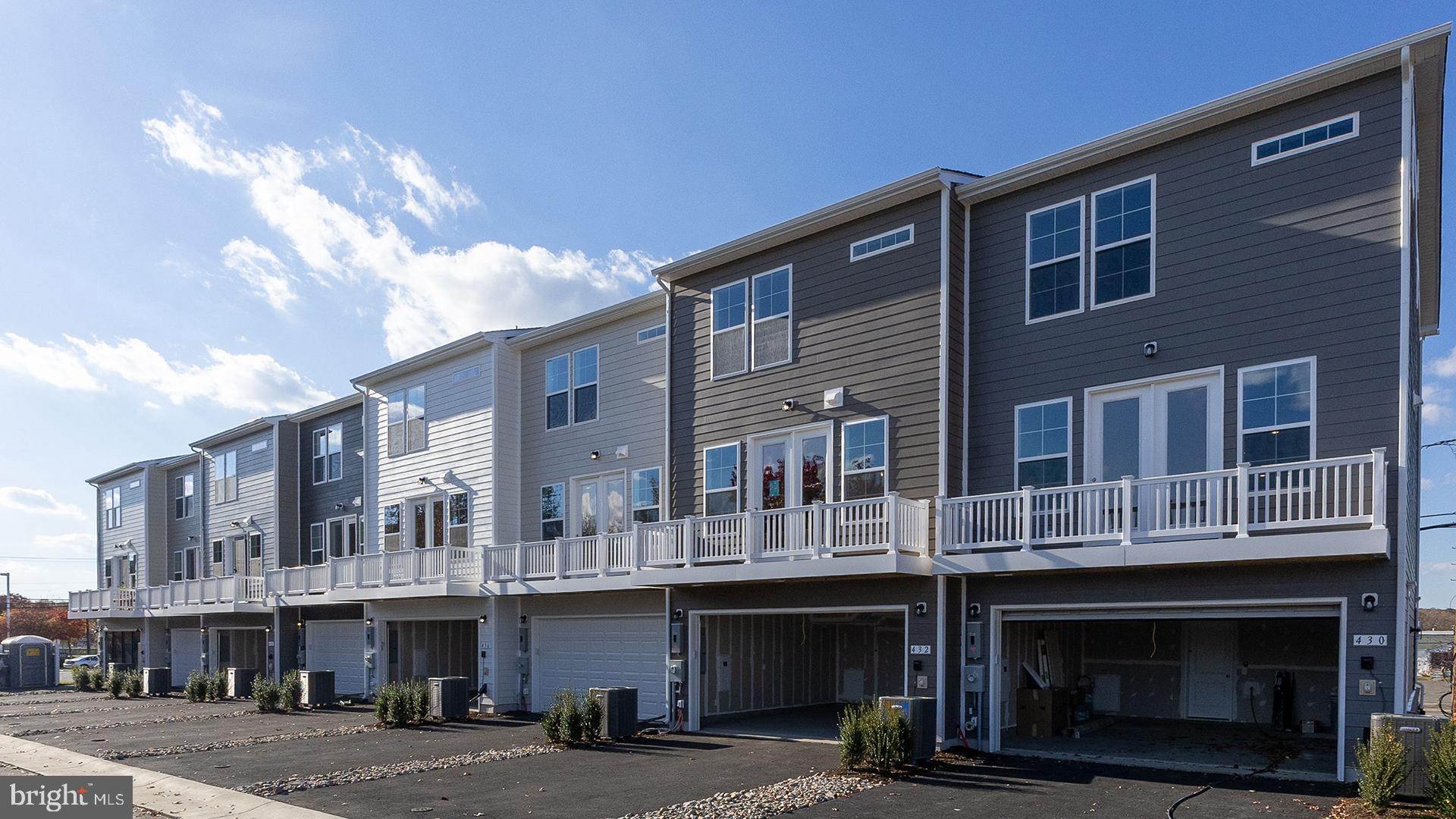 MARY'S LANDING - Residential