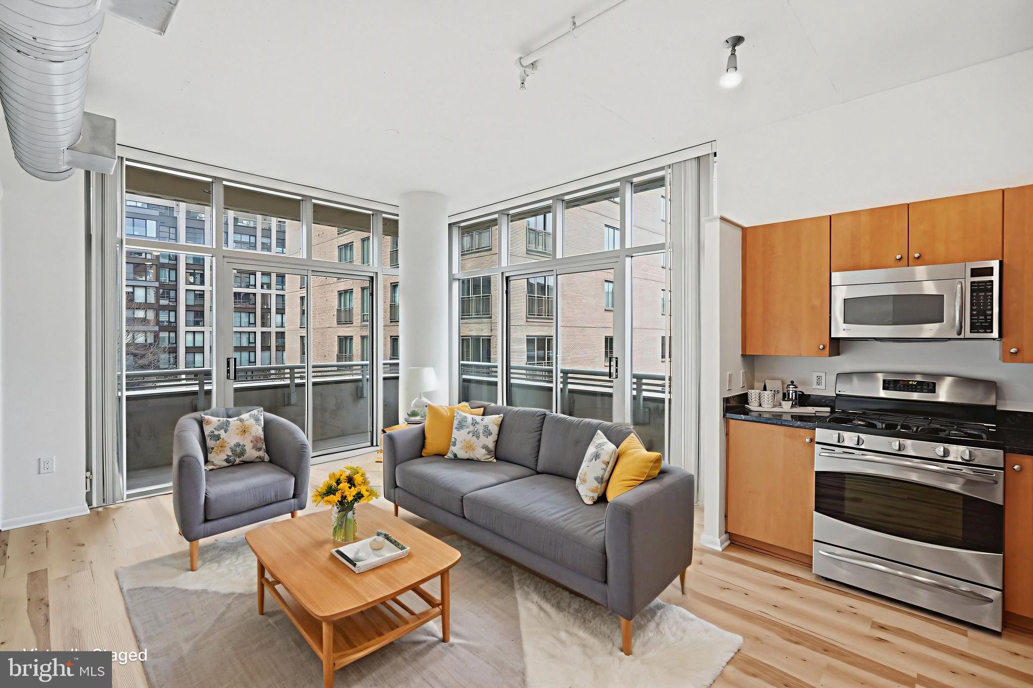 811 4TH STREET NW 404