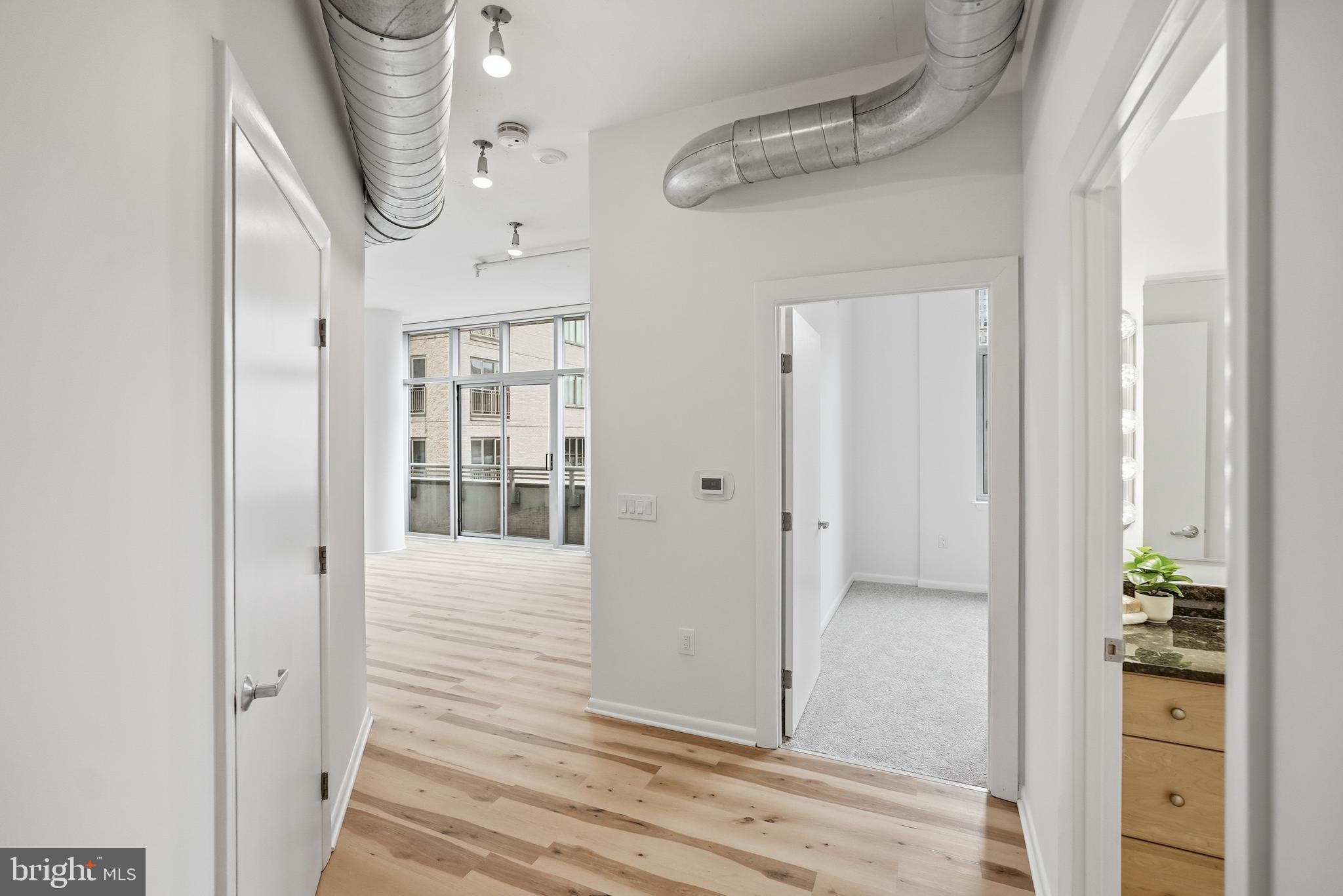 811 4TH STREET NW 404