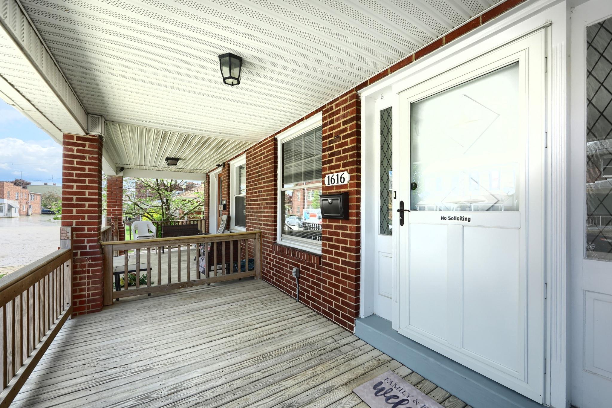 1616 W PHILADELPHIA STREET