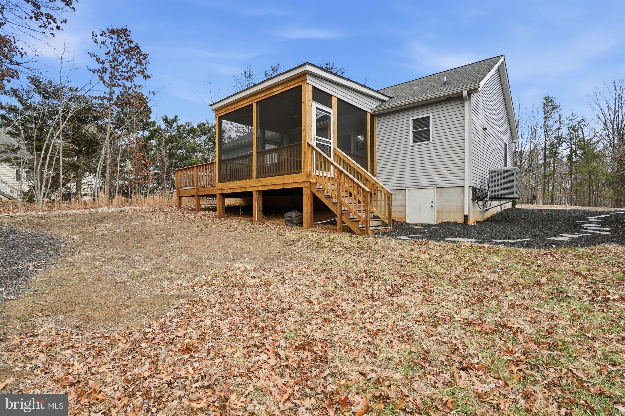 EDGEWOOD BAY - Residential