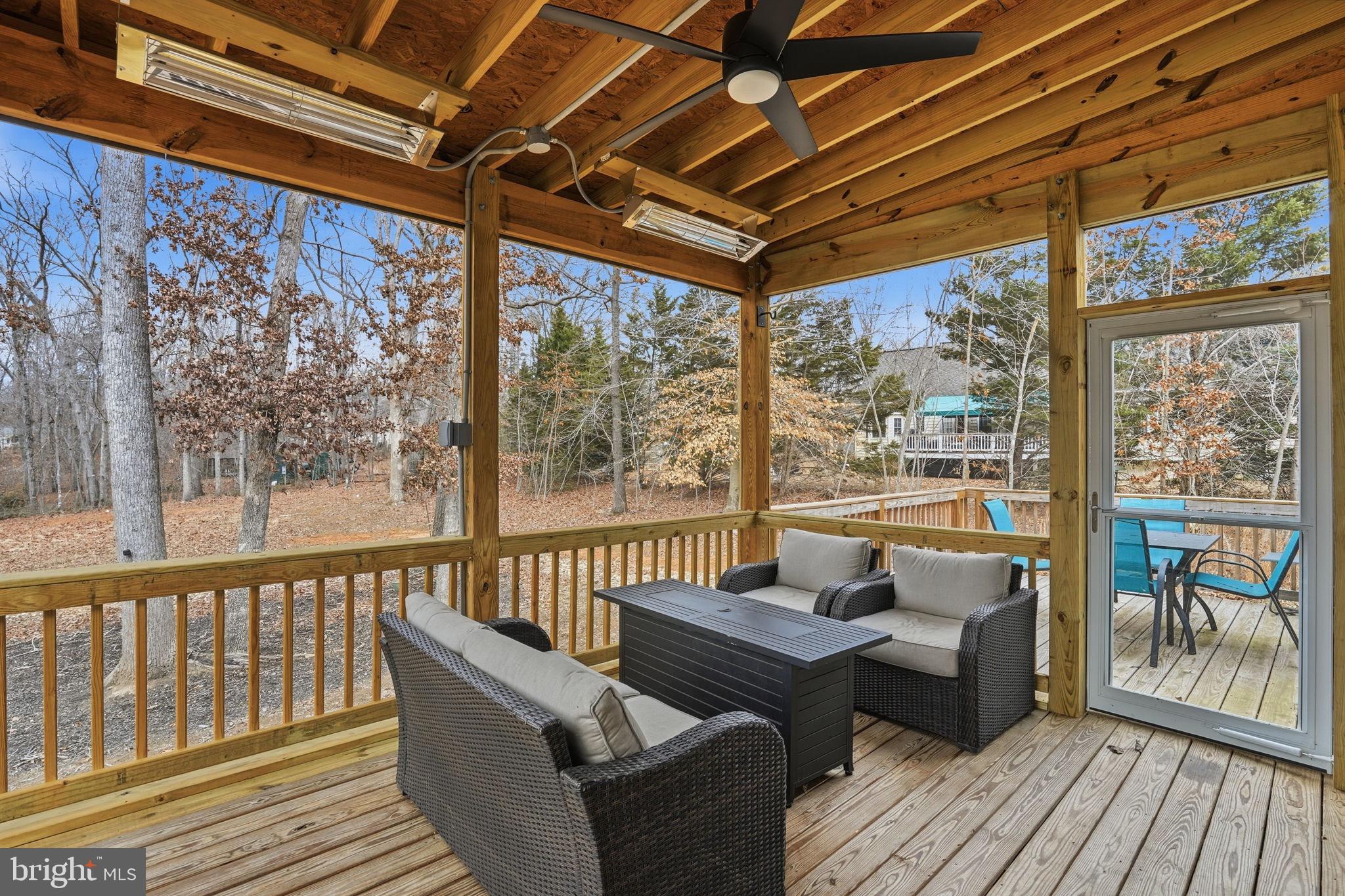 EDGEWOOD BAY - Residential