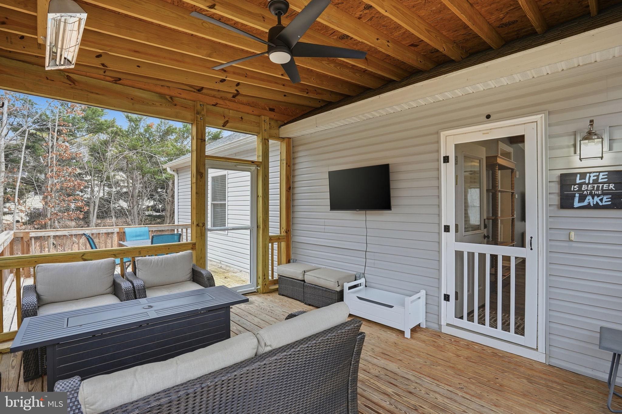 EDGEWOOD BAY - Residential