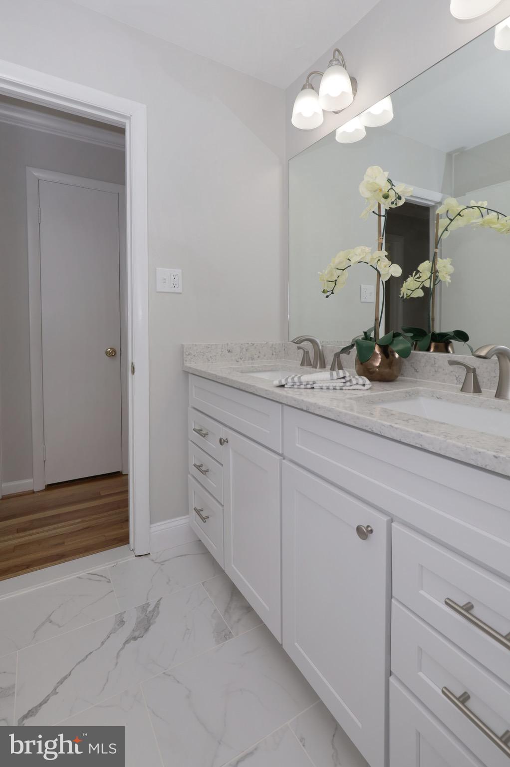 COLLINGWOOD SPRINGS - Residential