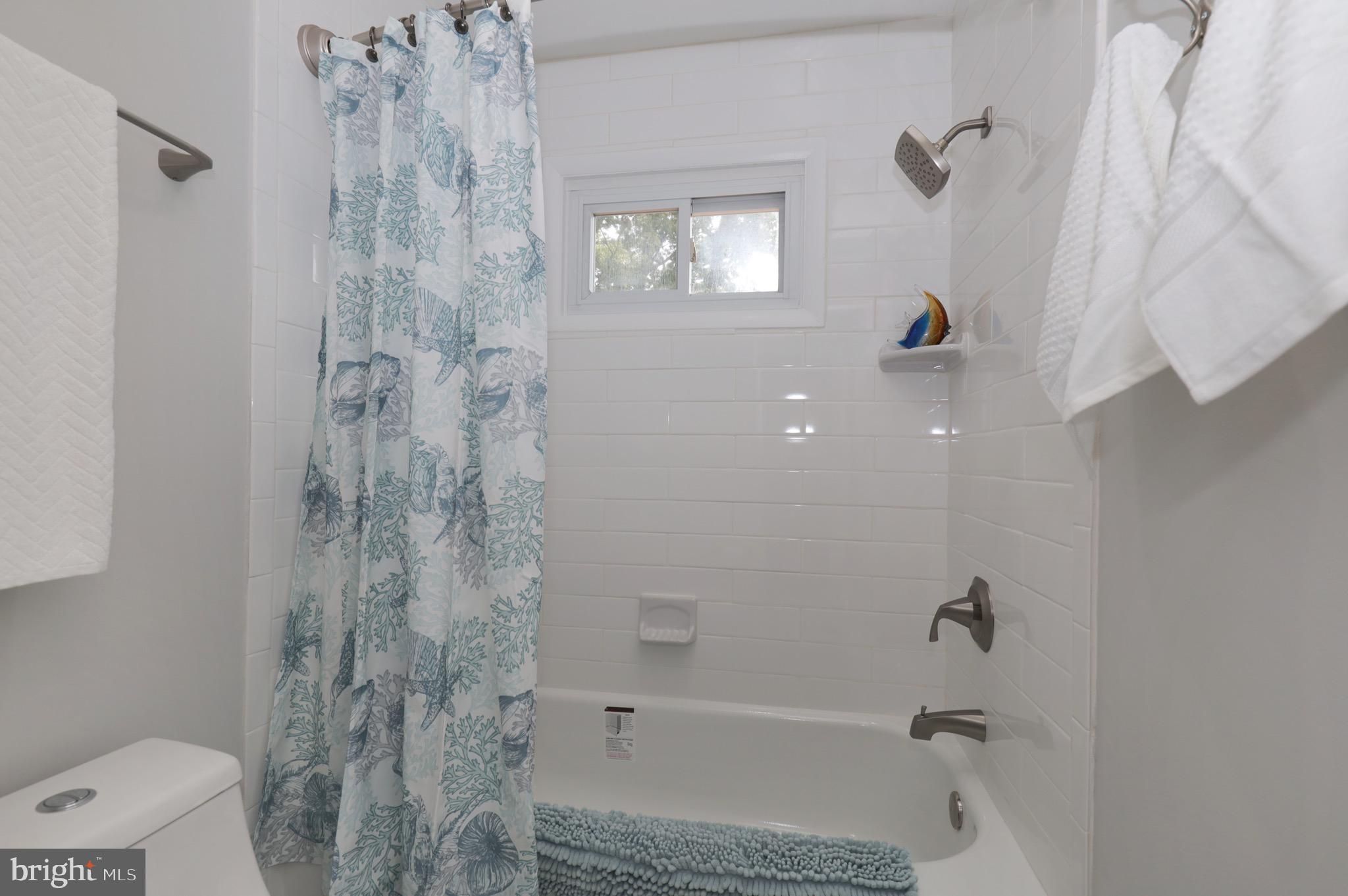 COLLINGWOOD SPRINGS - Residential