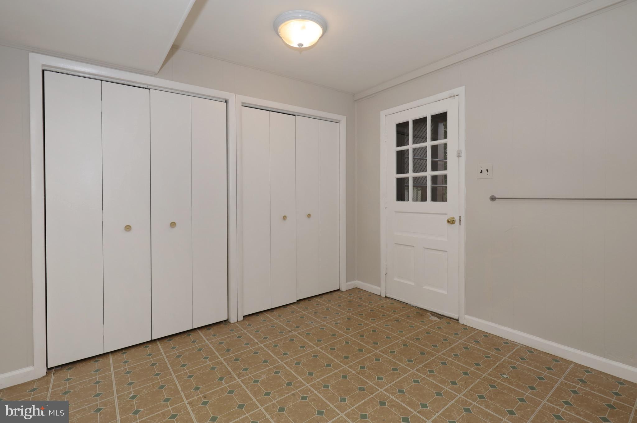 COLLINGWOOD SPRINGS - Residential