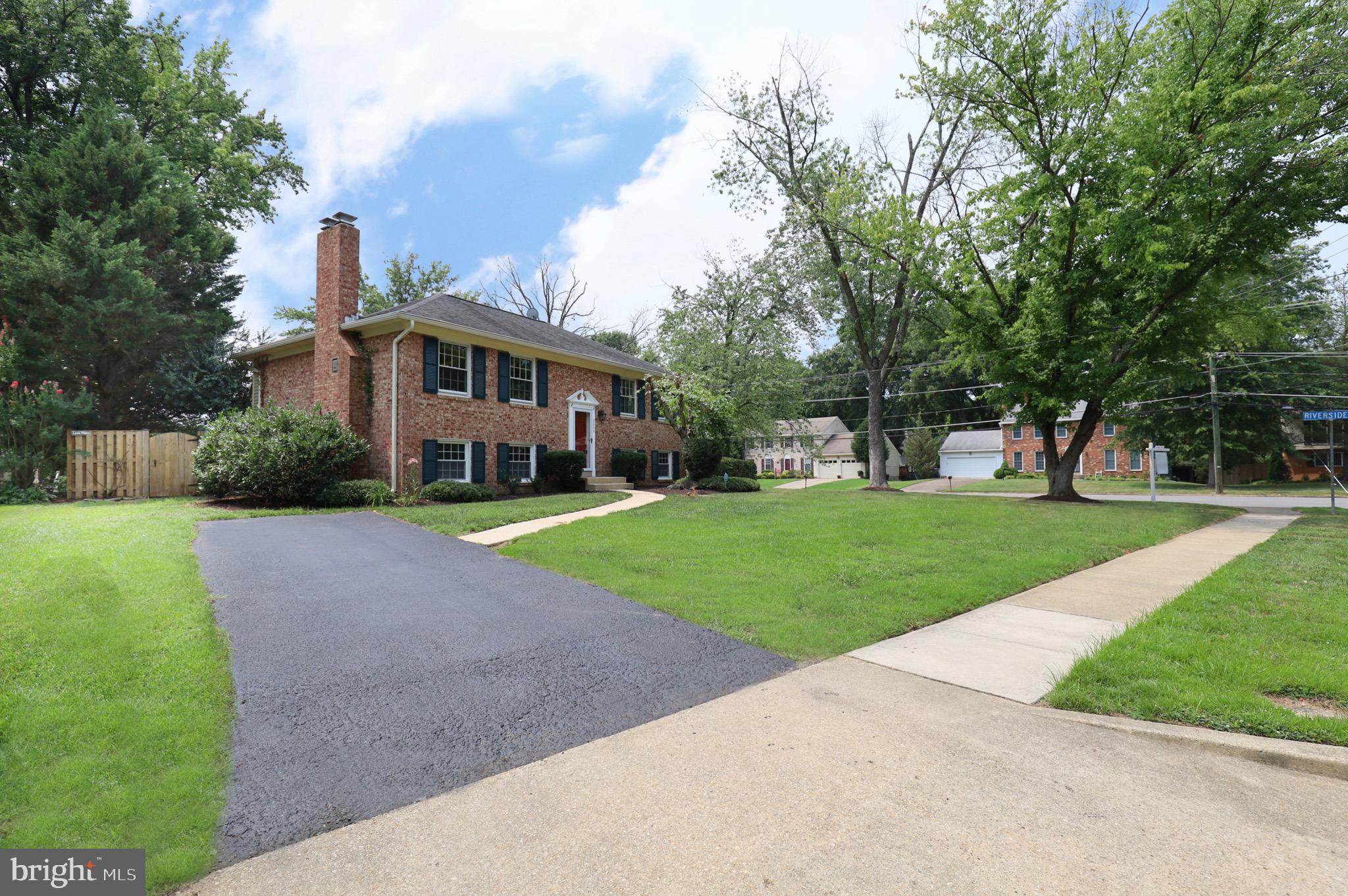 COLLINGWOOD SPRINGS - Residential