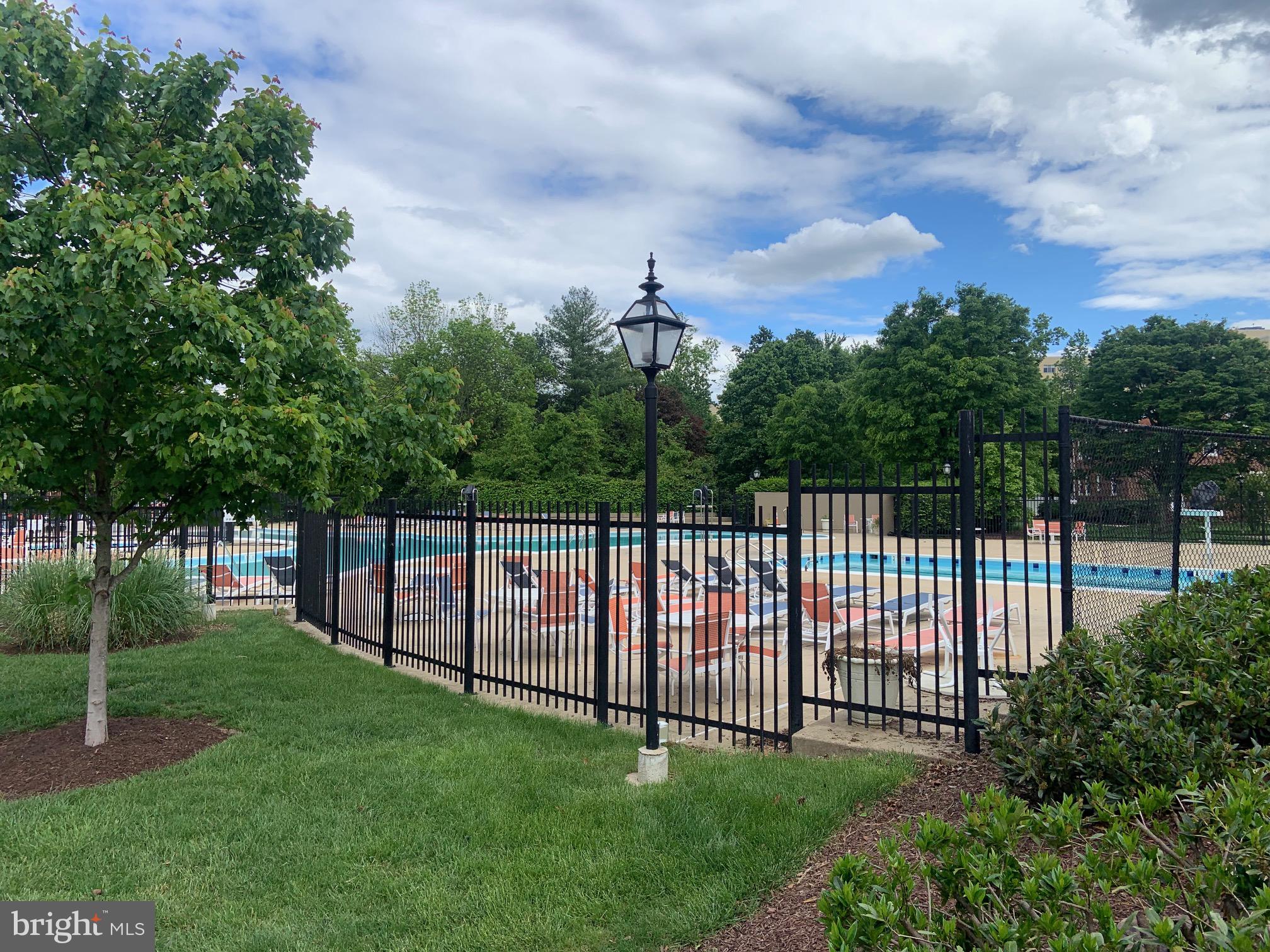 BELLE VIEW CONDOMINIUMS - Residential