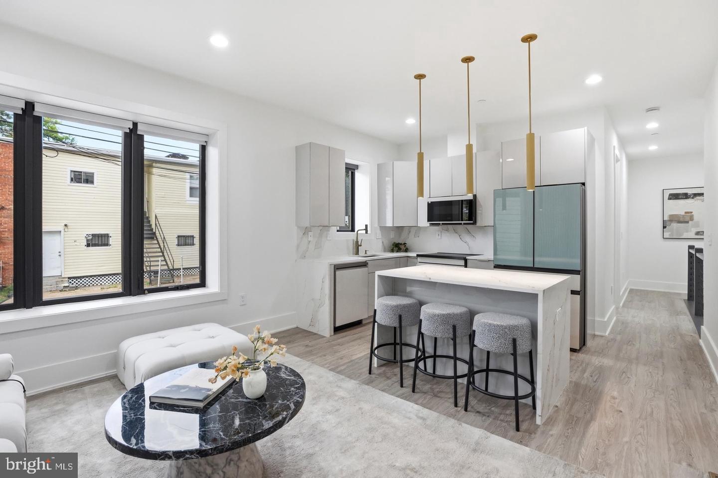 1140 OATES STREET NE 101