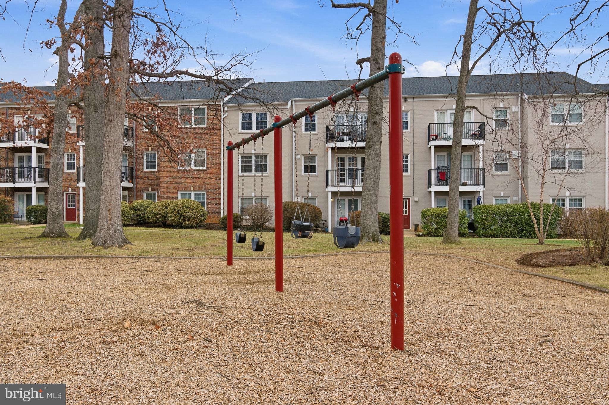FOXCROFT COLONY CONDOS - Residential