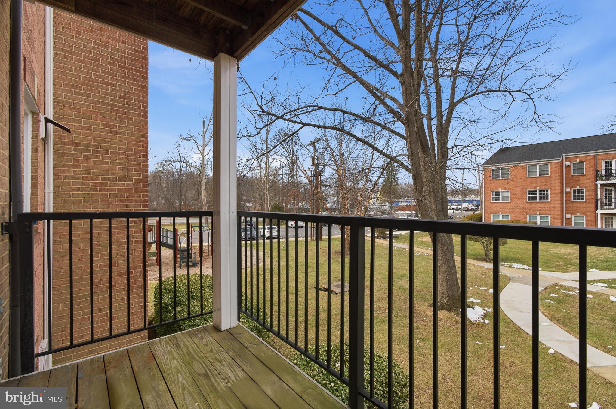 FOXCROFT COLONY CONDOS - Residential