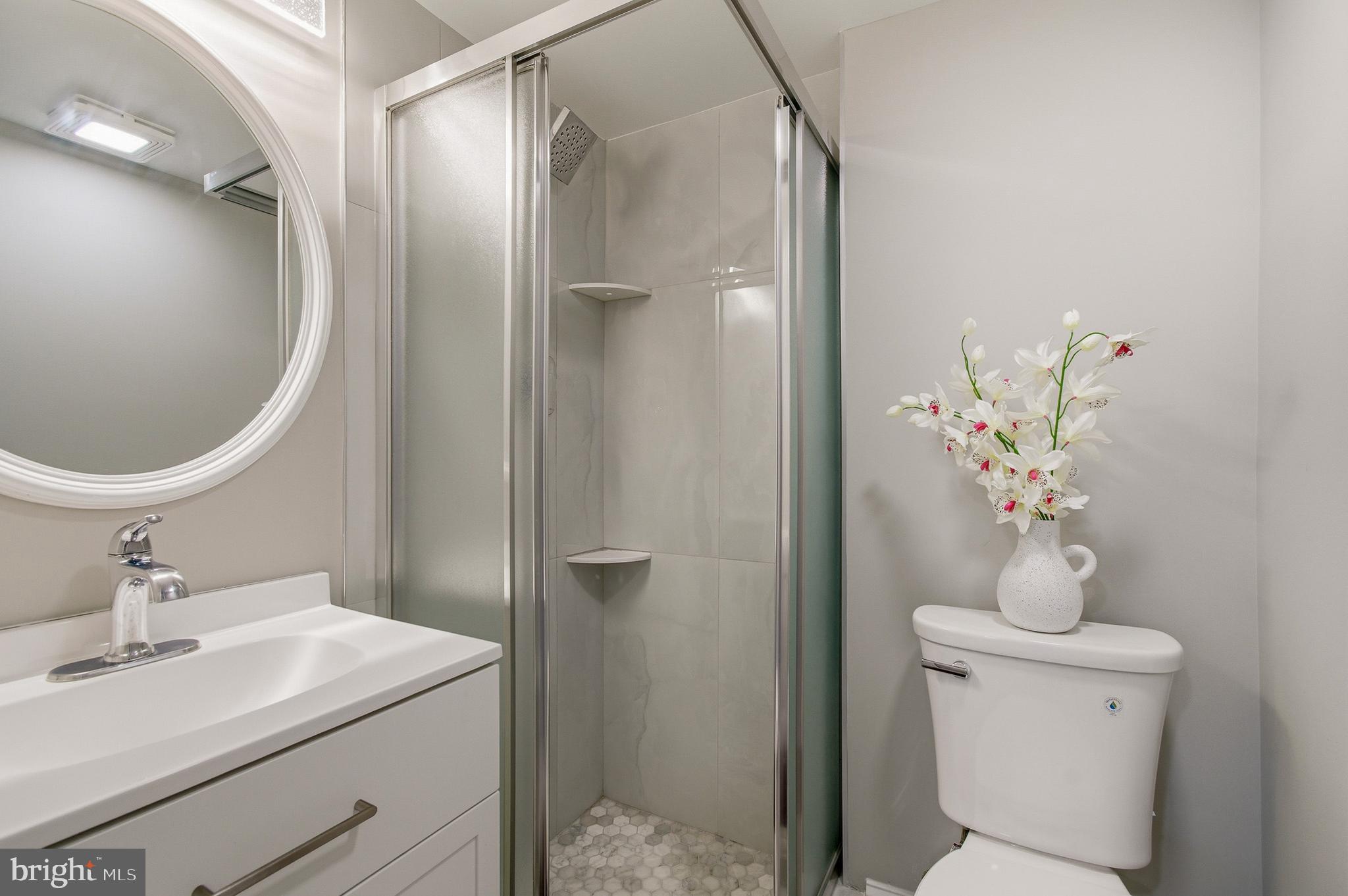 FOXCROFT COLONY CONDOS - Residential