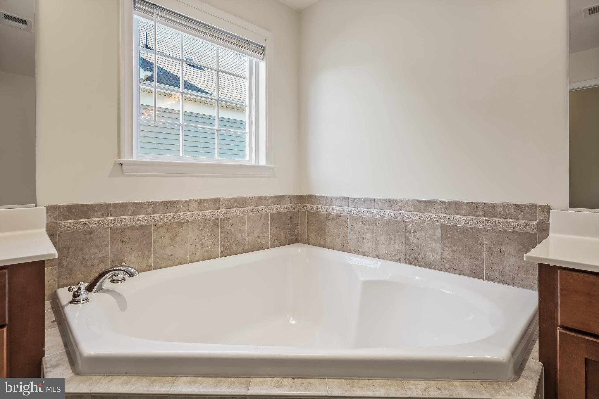 STONE RIDGE - Residential Lease