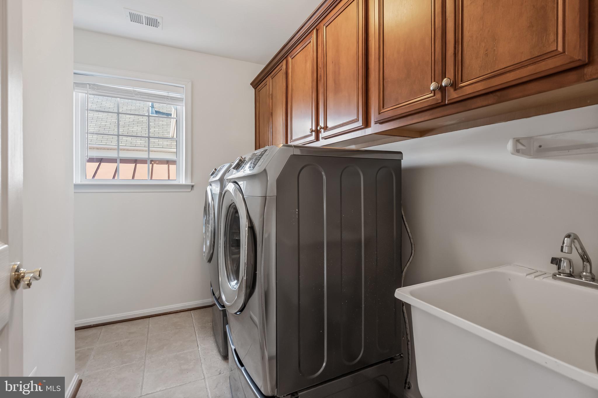 STONE RIDGE - Residential Lease