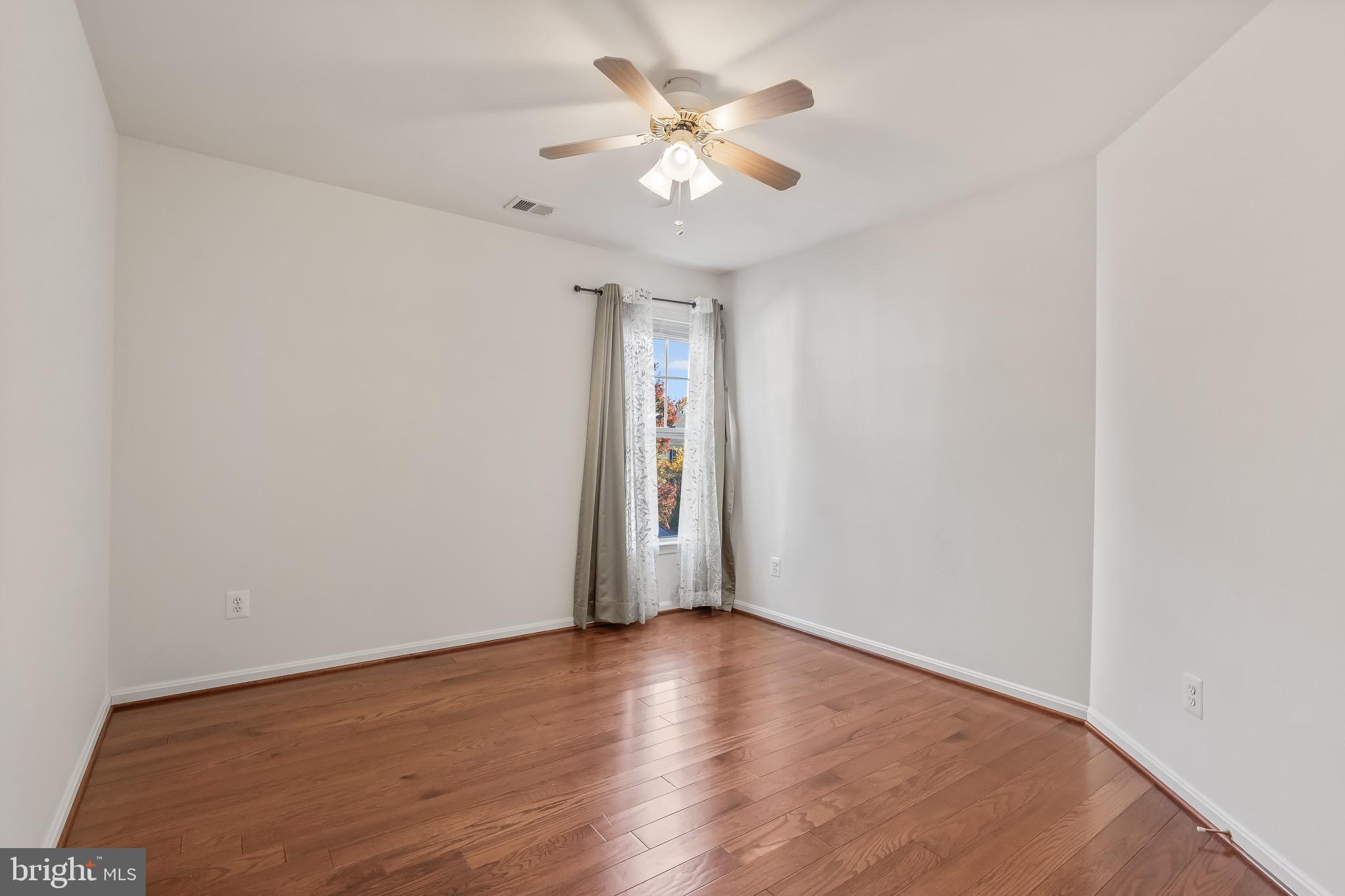 STONE RIDGE - Residential Lease