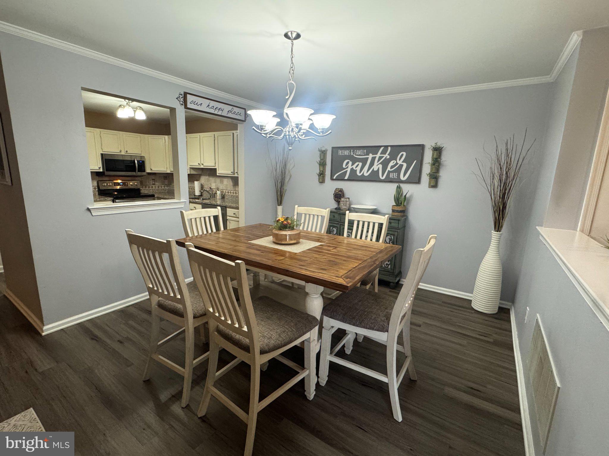 5704 SPRUCE MILL DRIVE 427