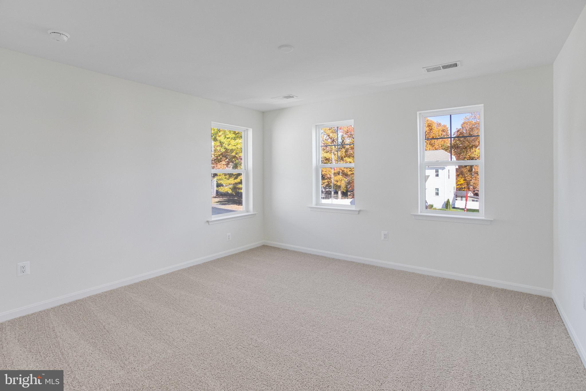 WILDERNESS SHORES - Residential