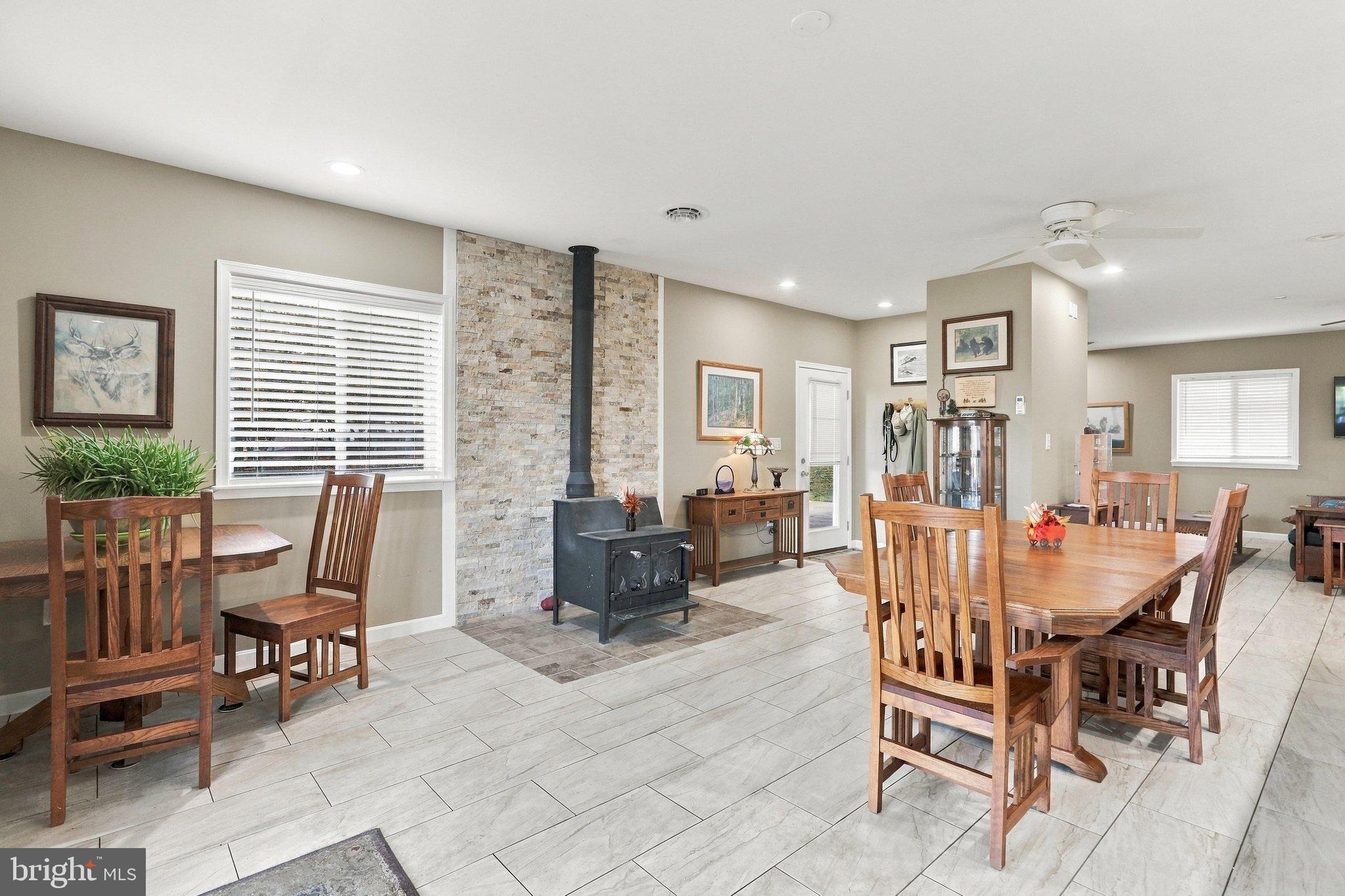 633 MID HAINES ROAD