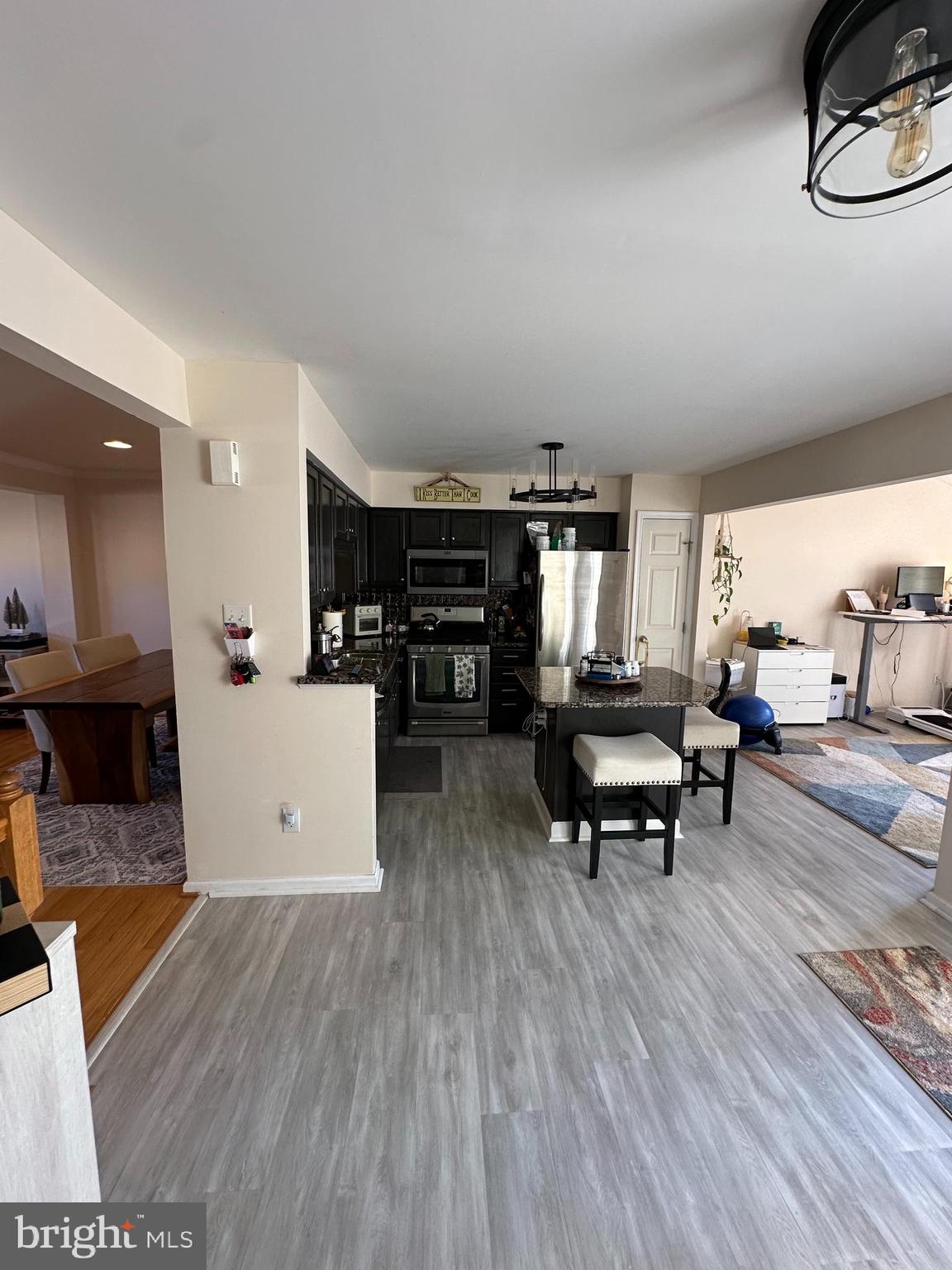 TERRACE AT MONTGOM - Residential Lease