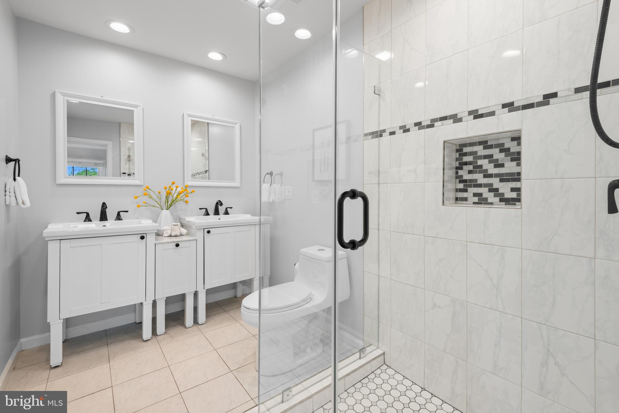 BEDFORDSHIRE - Residential