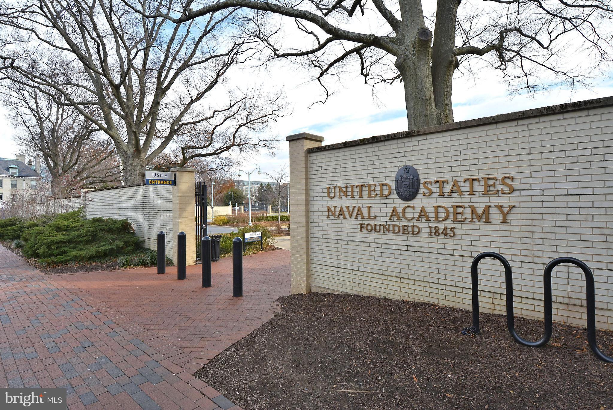 WINCHESTER ESTATES - Residential