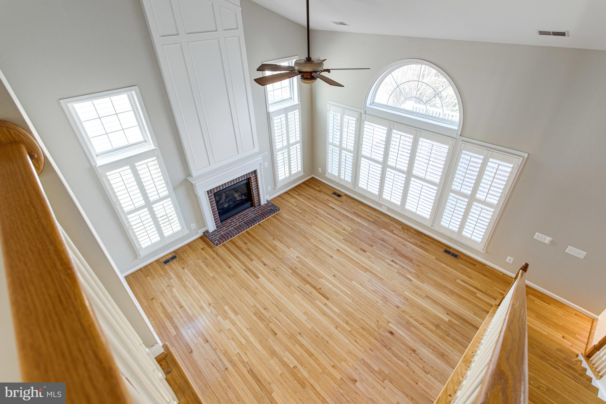 LAUREL HILL LANDBAY - Residential Lease