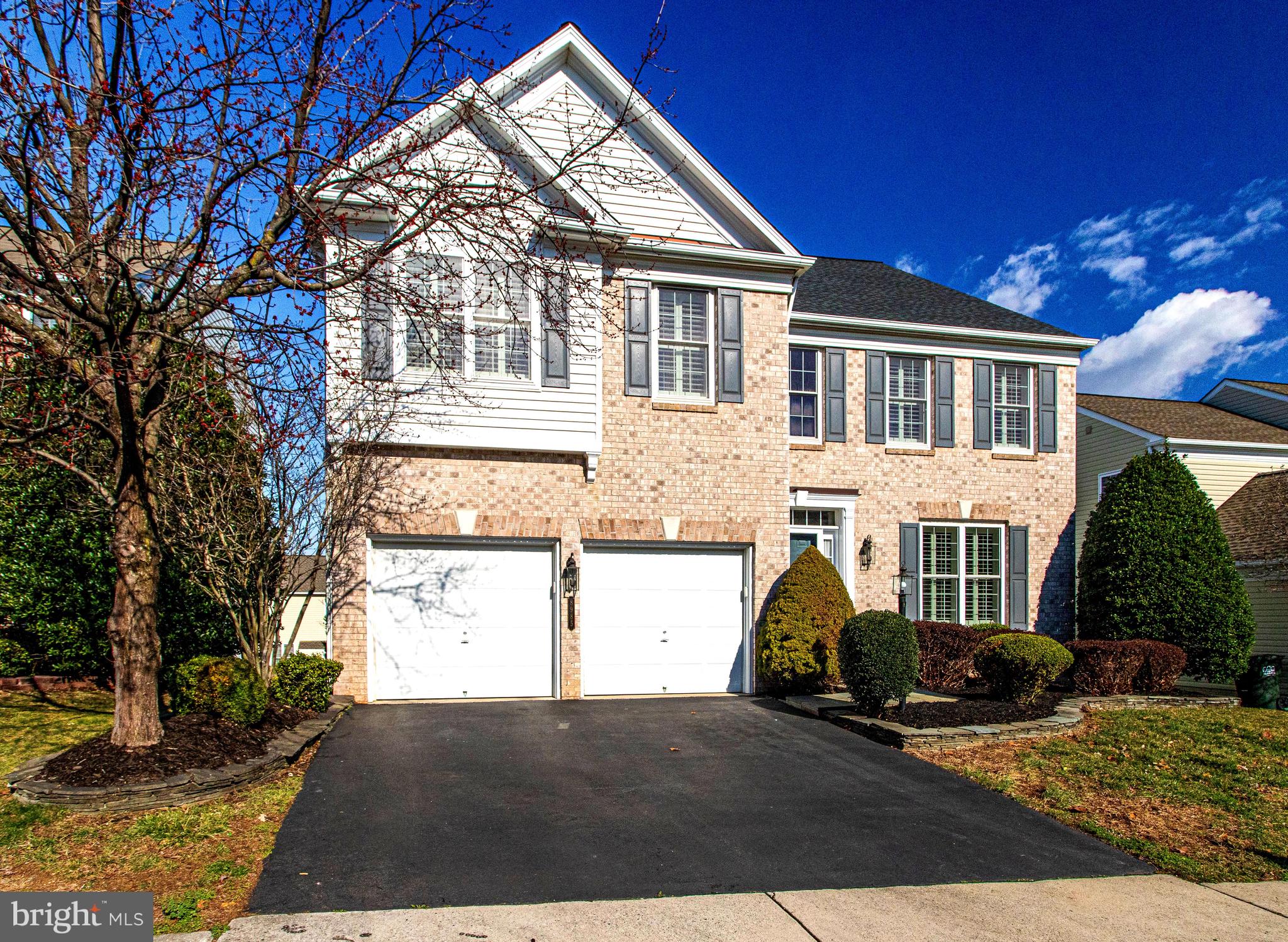 LAUREL HILL LANDBAY - Residential Lease