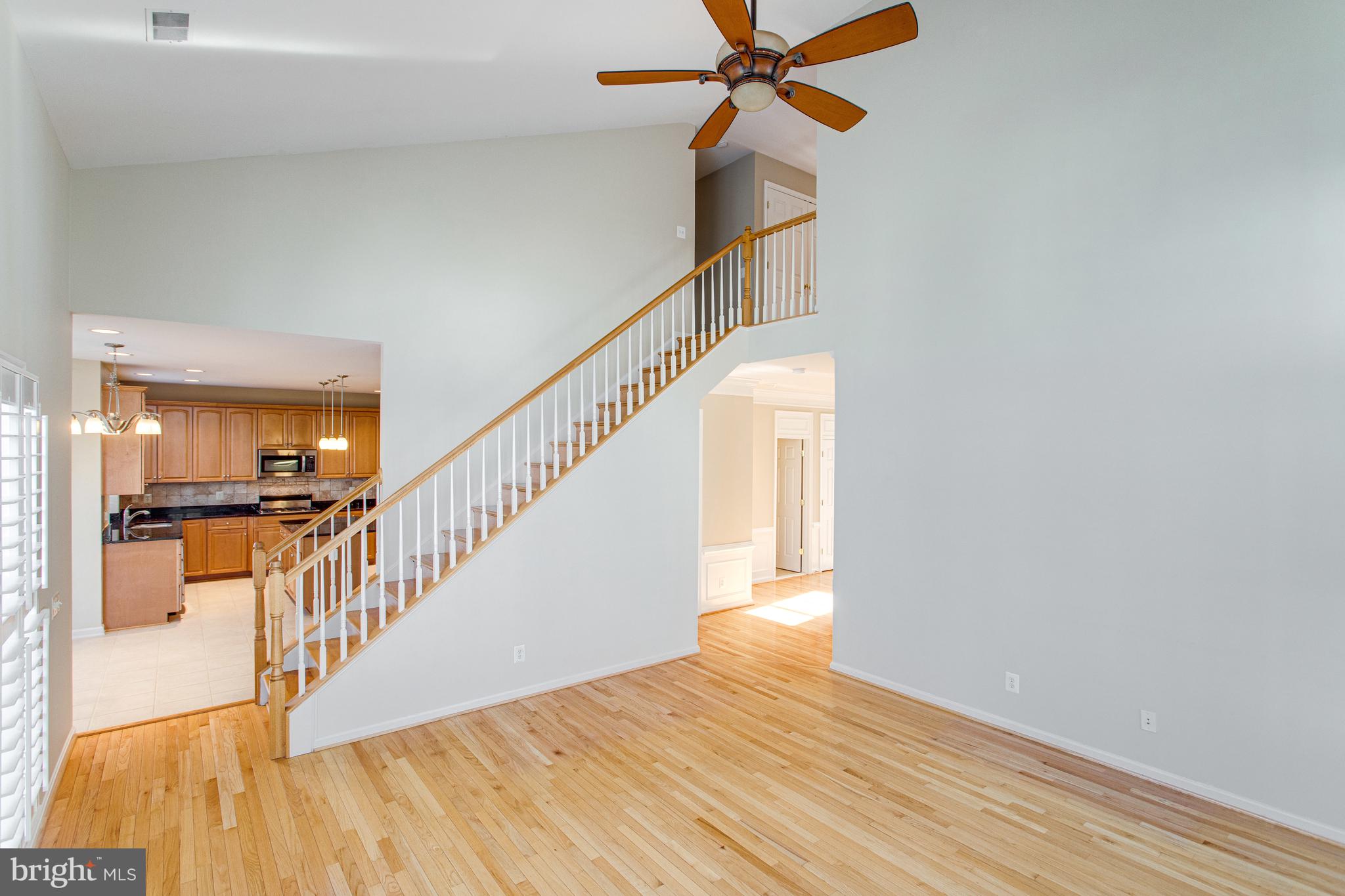 LAUREL HILL LANDBAY - Residential Lease