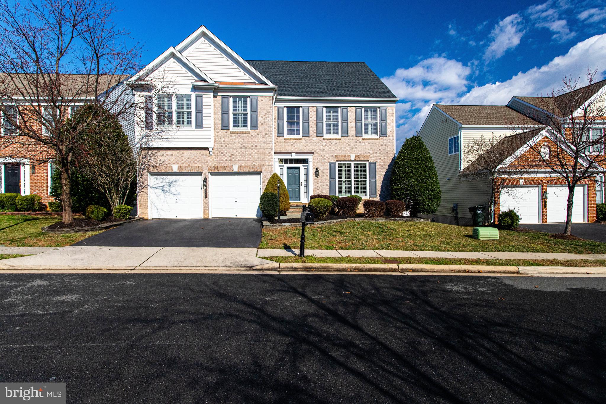 LAUREL HILL LANDBAY - Residential Lease