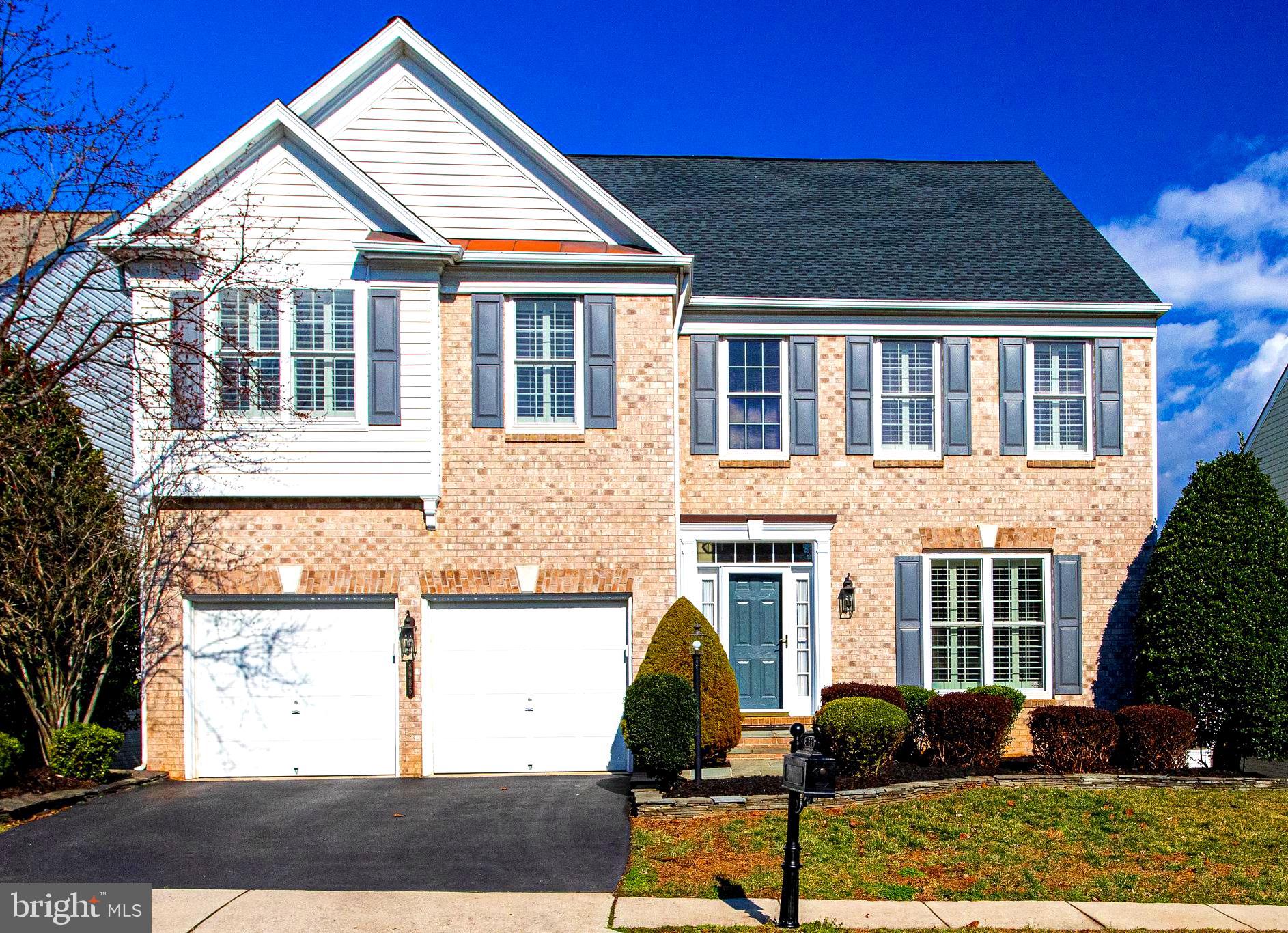 LAUREL HILL LANDBAY - Residential Lease