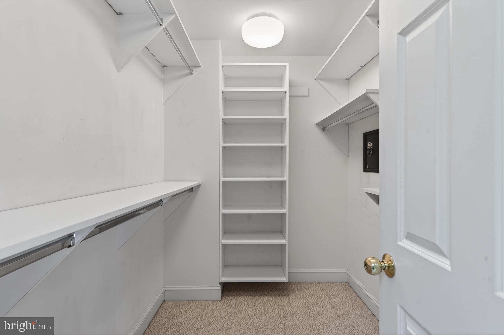 HARRISON ESTATE - Residential