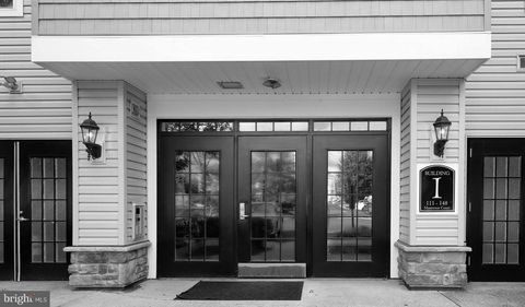 Photo of 146 Masterson Court, EWING, NJ 08618 (MLS # NJME2072616)