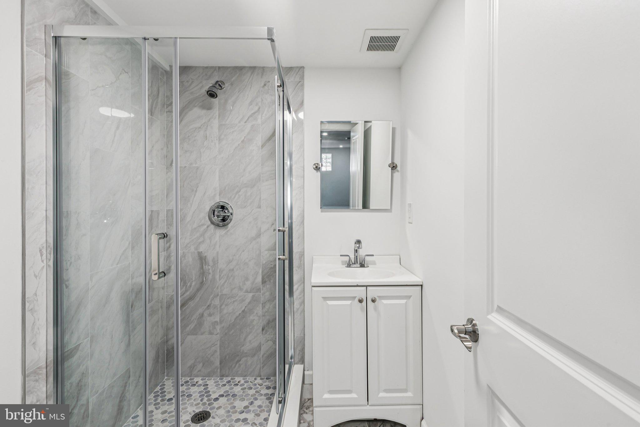 OAK LANE - Residential