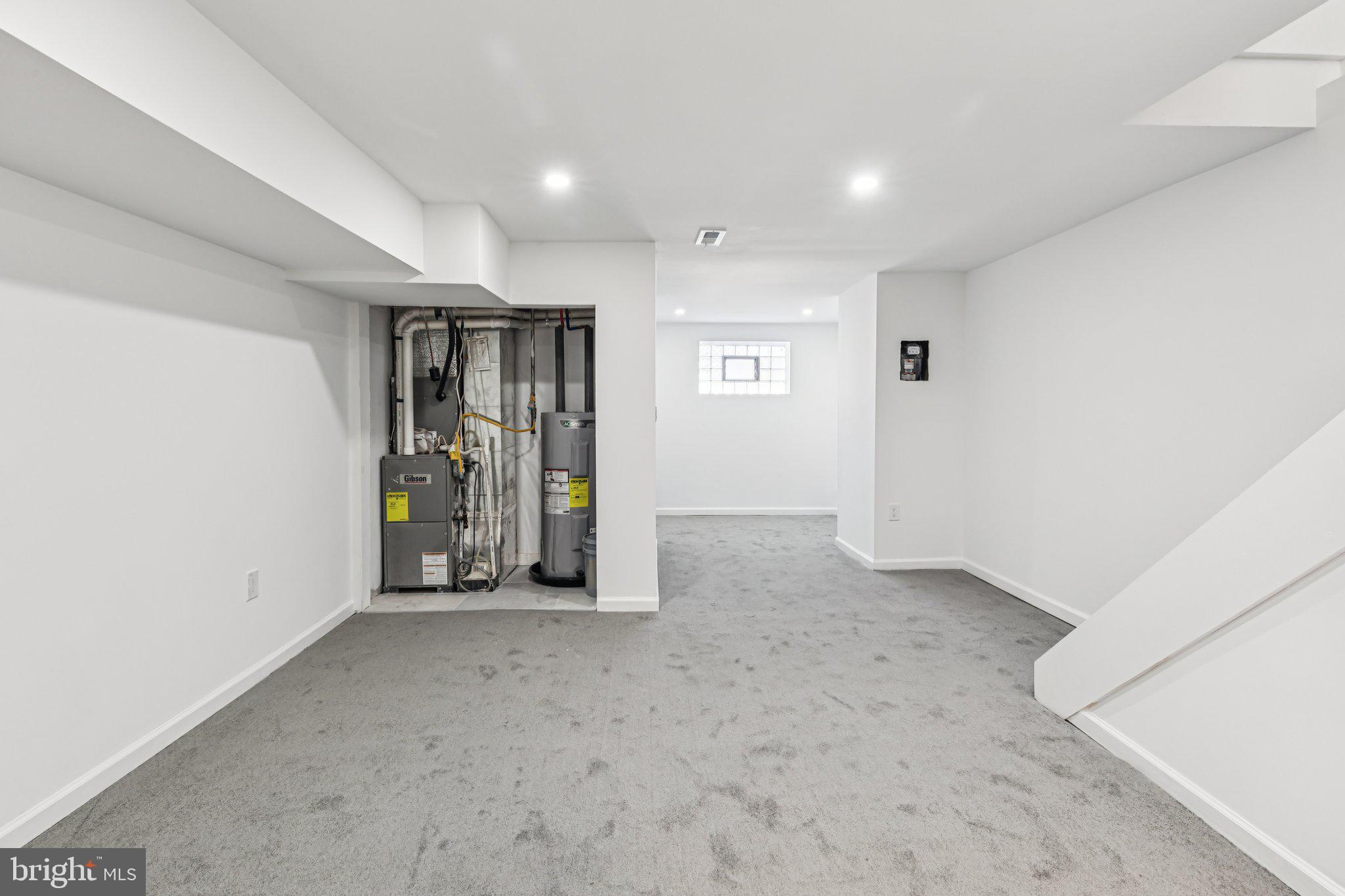 OAK LANE - Residential